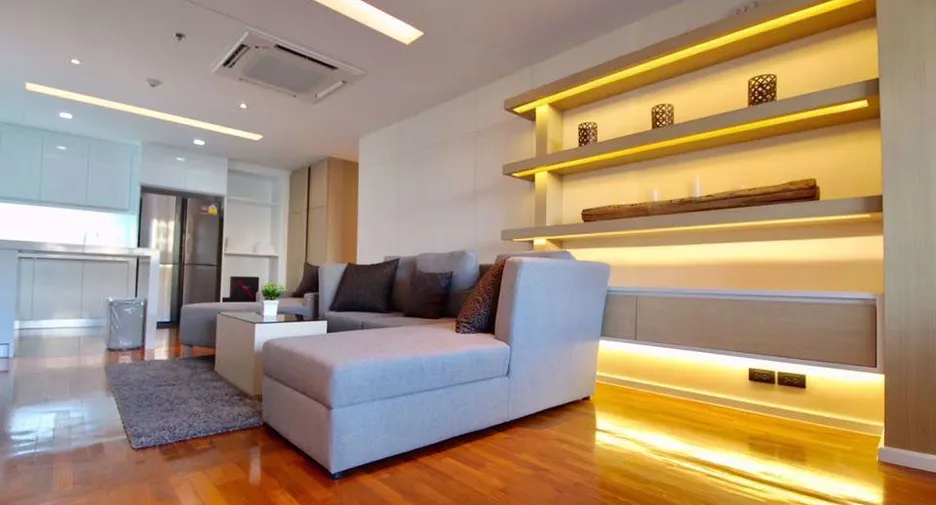 Raya Sukhumvit 31 Service Apartment Preview 4
