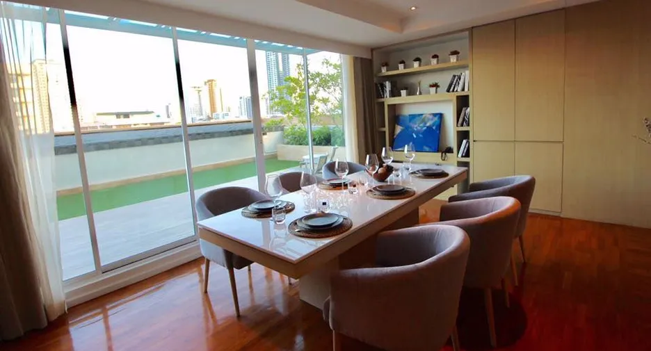 Raya Sukhumvit 31 Service Apartment Preview 6