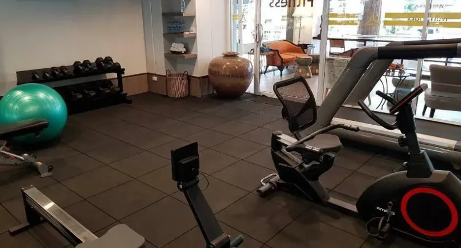 Aspira Residence Ruamrudee Service Apartments For Rent Preview 3