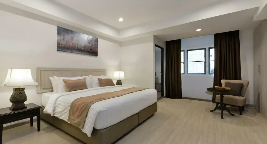 Aspira Residence Ruamrudee Service Apartments For Rent Preview 4