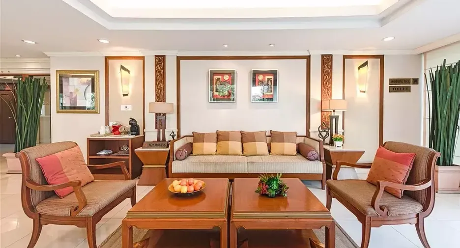 Antique Palace Serviced Apartments For Rent Preview 5