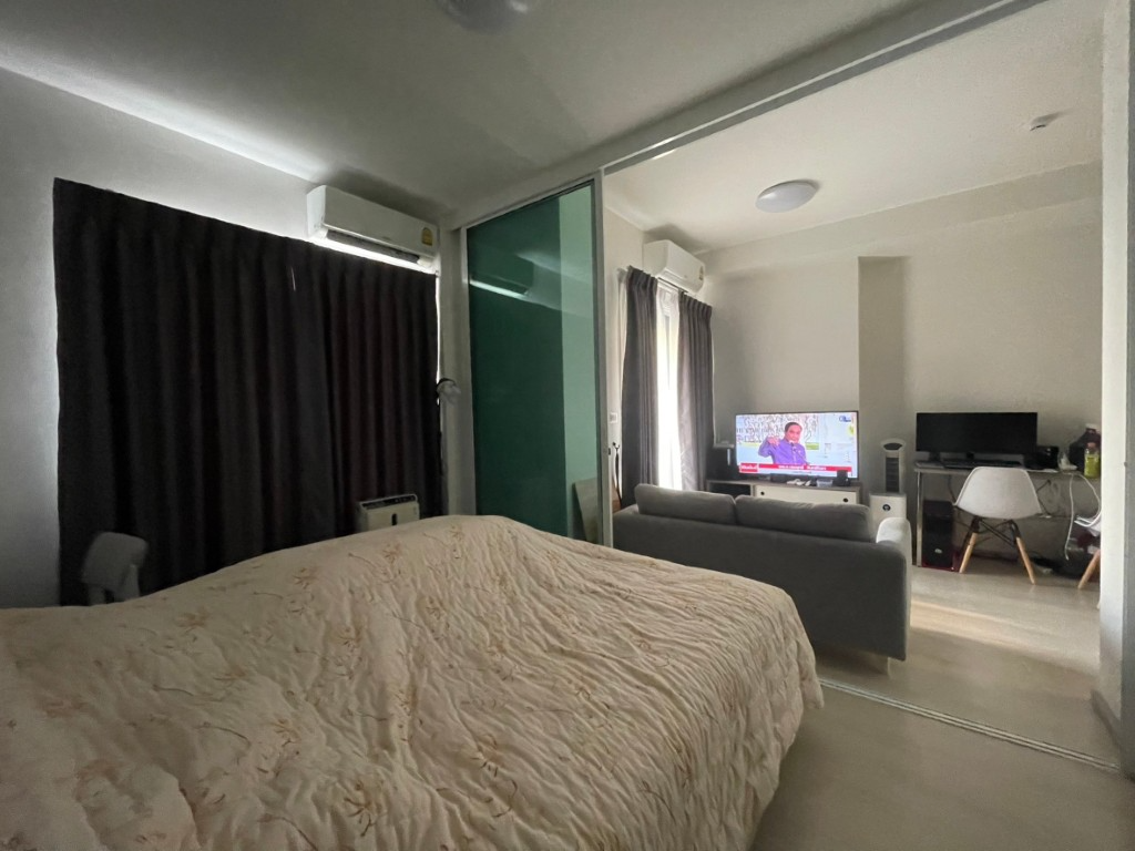 For Rent : Chapter One ECO  Close to MRT Huai Khwang