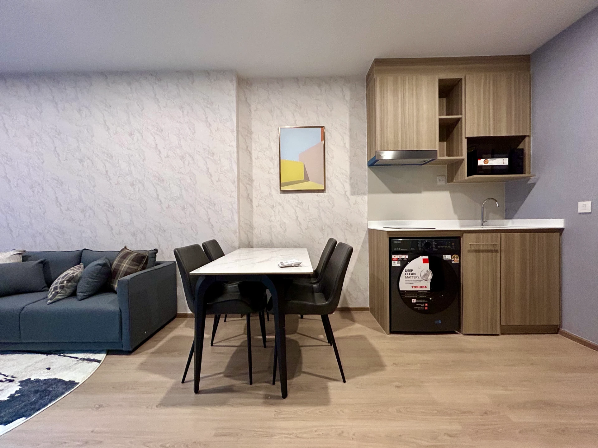 For Rent: Life Rama4 Asoke (Close to BTS Queen Sirikit National Convention Center) Rental Price: 26,000 THB/month Details: 1 Bedroom, 1 Bathroom Size: 35.44 sq.m. Floor: 18 Minimum Lease: 1 Year Deposit: 2 Months + 1 Month Advance Rent Fully Furni Preview 3
