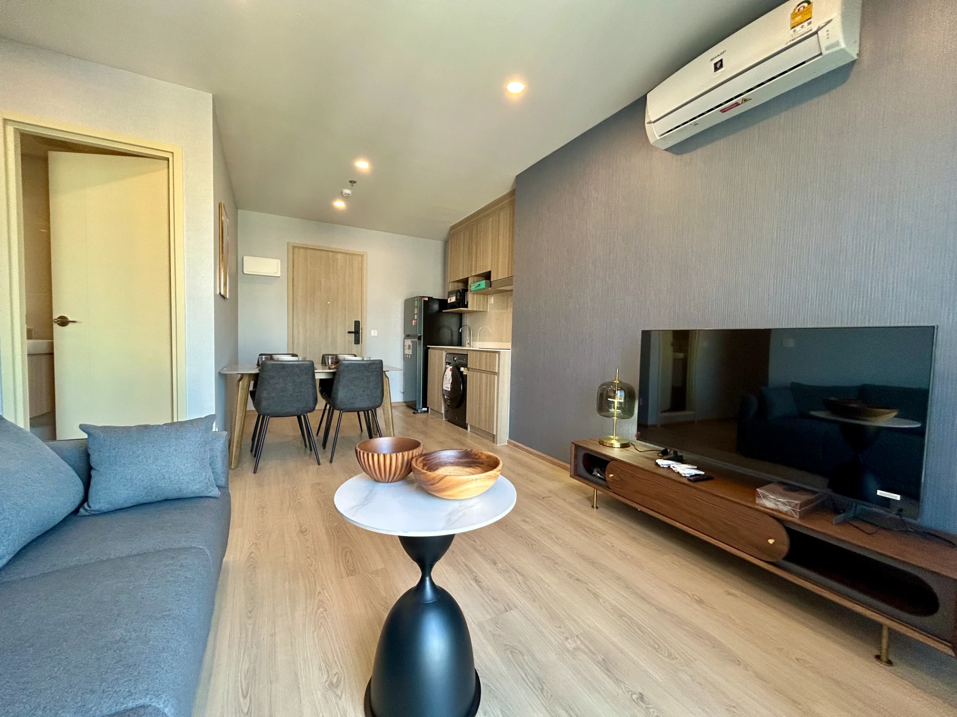 For Rent : Life Rama4 Asoke to MRT Queen Sirikit National Convention Centre (QSNCC) Preview 6
