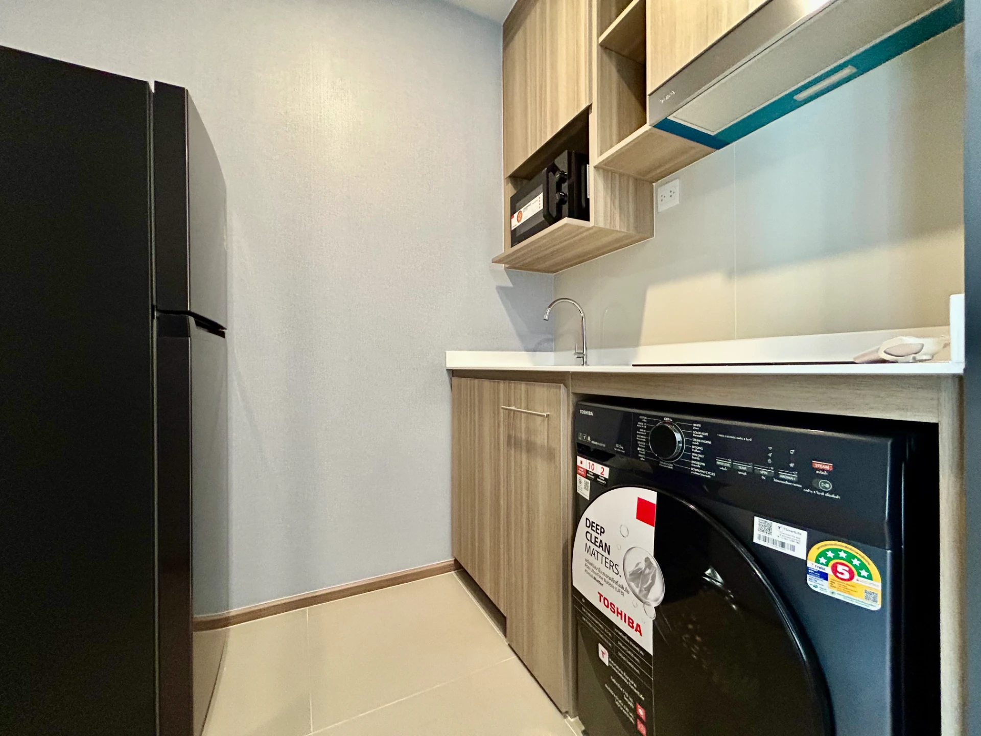 Life Rama4 Asoke (Close to BTS Queen Sirikit National Convention Center) Condo For Rent Preview 2