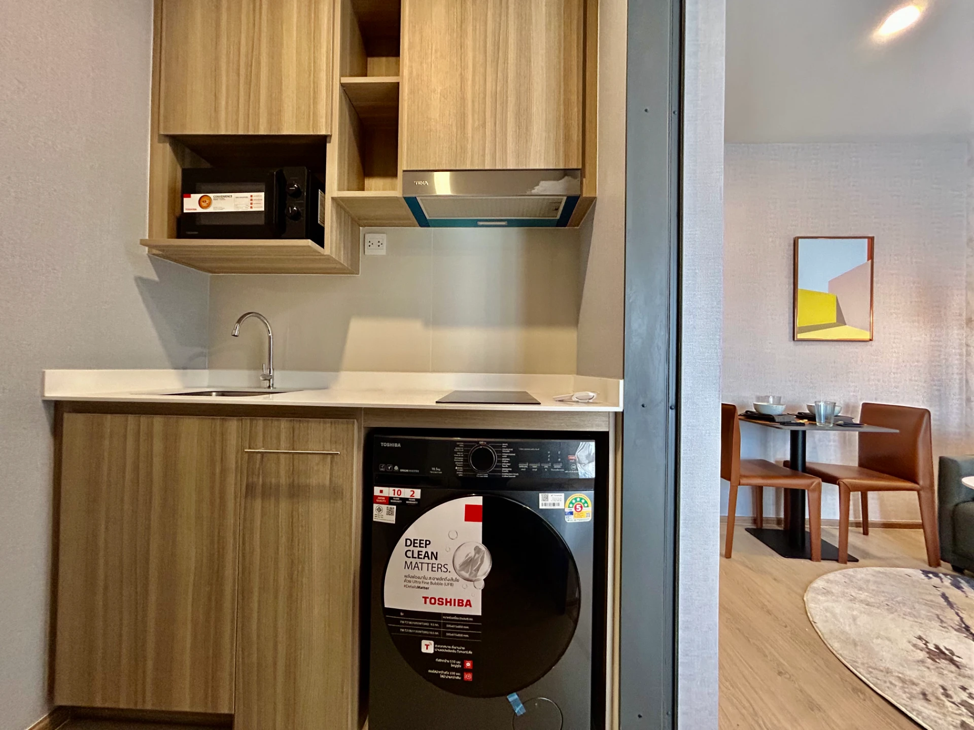 Life Rama4 Asoke (Close to BTS Queen Sirikit National Convention Center) Condo For Rent Preview 3