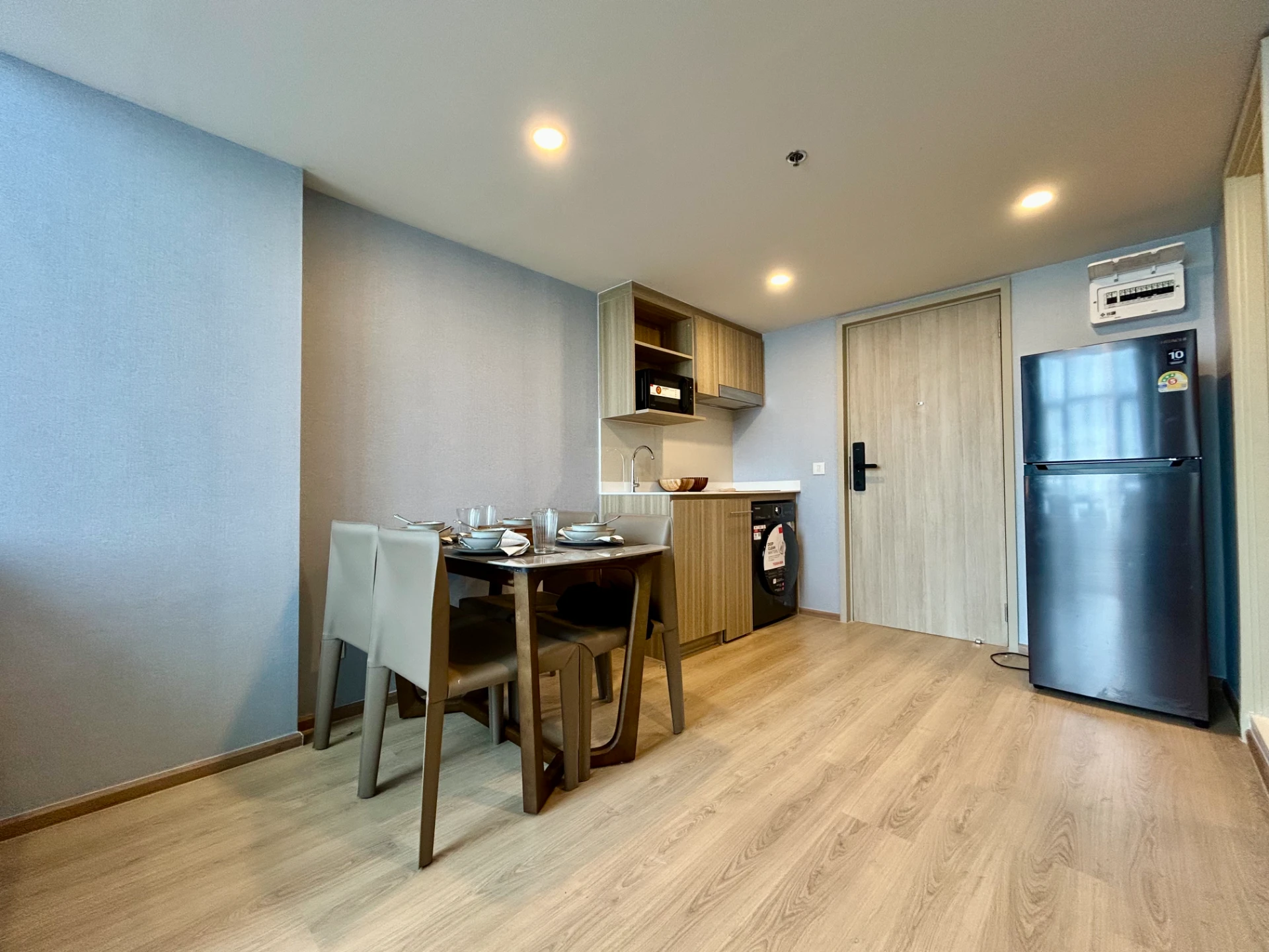 For Rent : Life Rama4 Asoke to MRT Queen Sirikit National Convention Centre (QSNCC) Preview 2