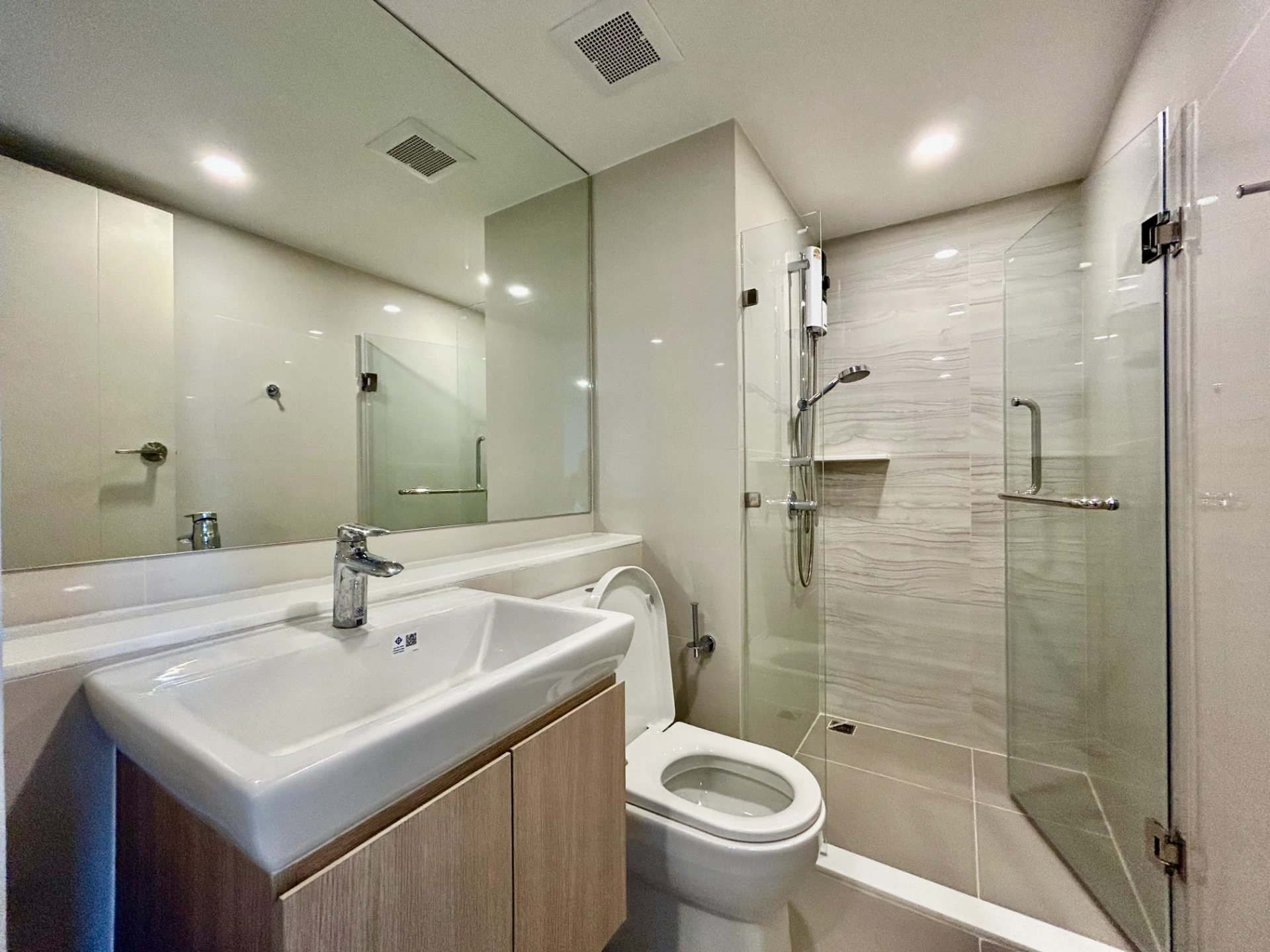 For Rent : Life Rama4 Asoke to MRT Queen Sirikit National Convention Centre (QSNCC) Preview 7