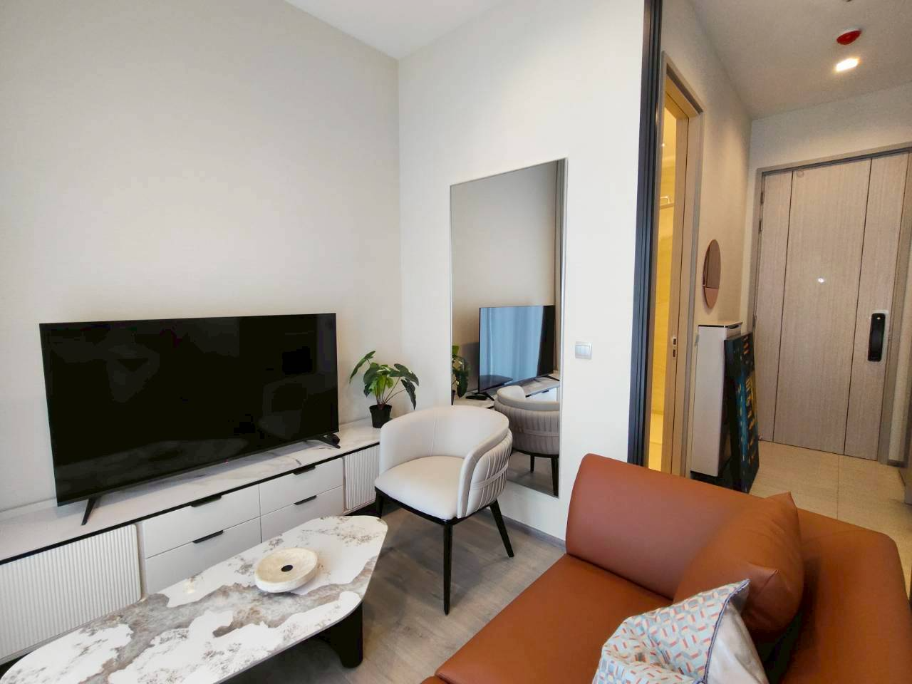For Rent : THE ADDRESS Siam-Ratchathewi close to BTS Ratchathewi