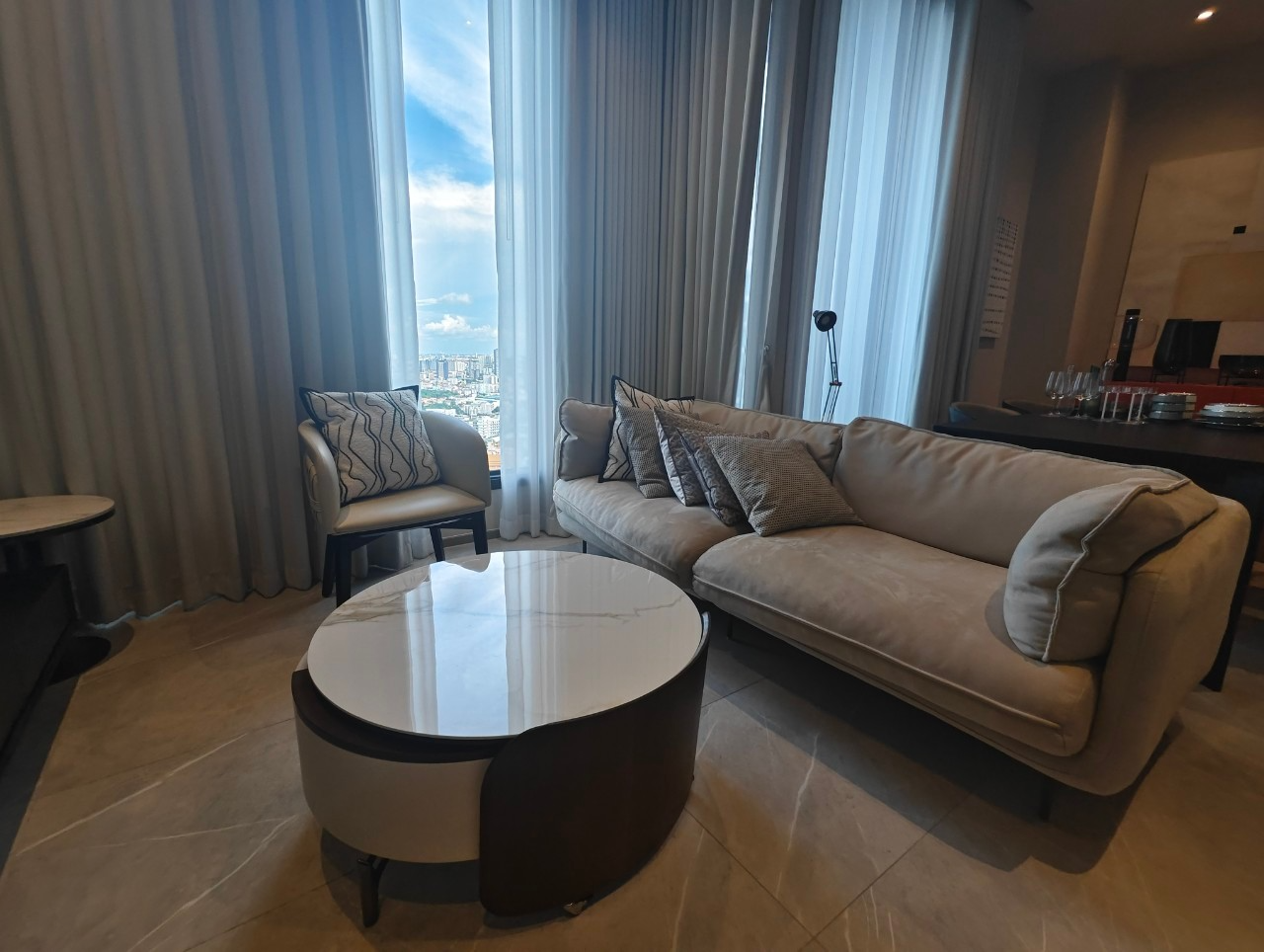 HYDE Heritage Thonglor Condo For Rent Preview 2