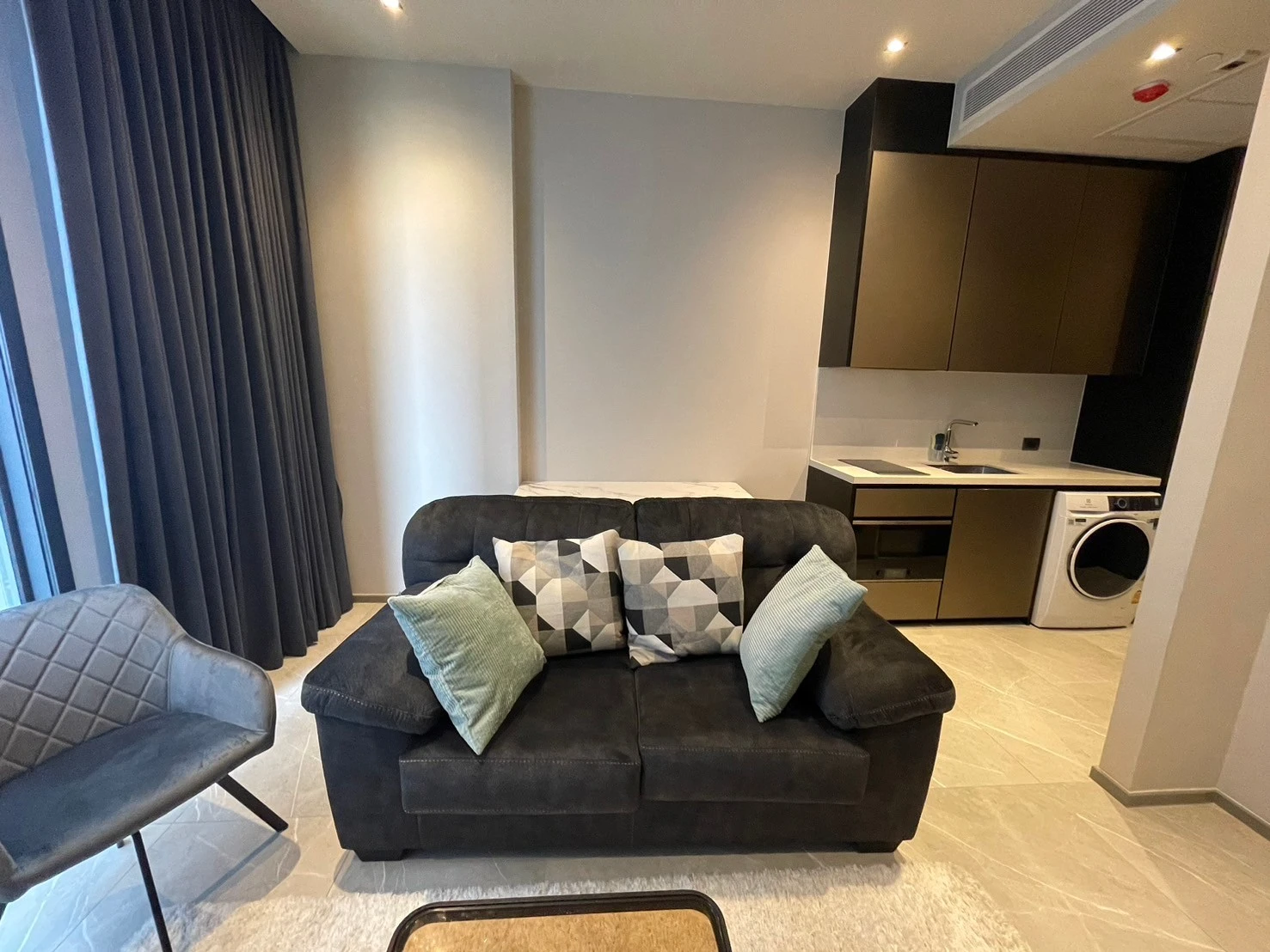 For Rent : HYDE Heritage Close to BTS Thonglor Preview 2