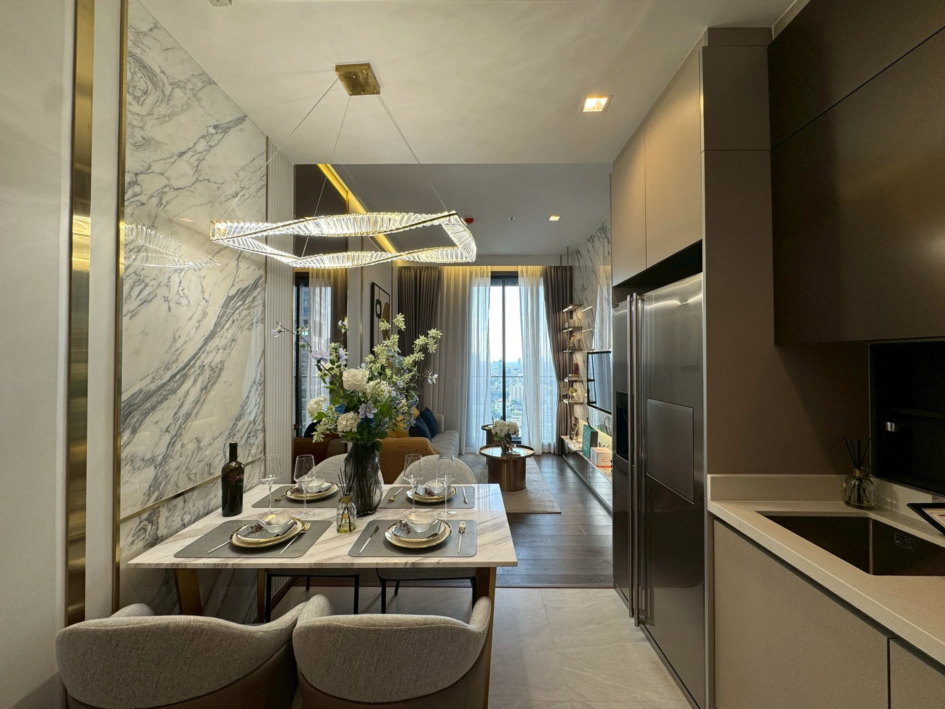 For Rent: THE ADDRESS Siam-Ratchathewi (Close to BTS Ratchathewi)