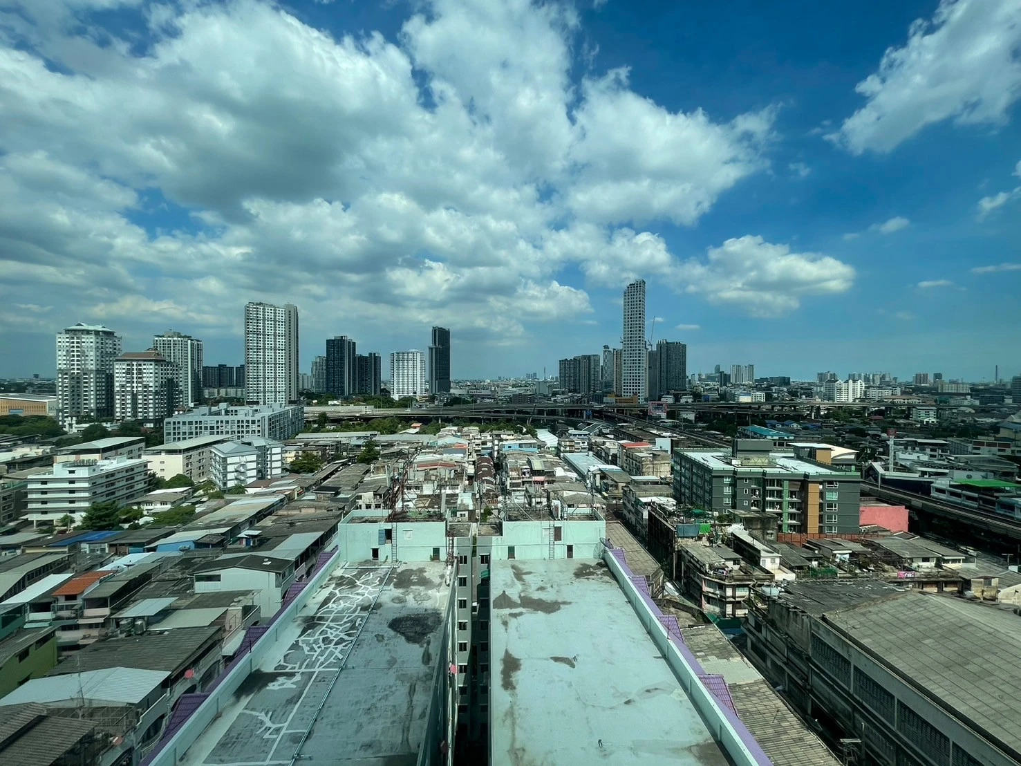 For Rent :  The Bloom Sukhumvit 71 close to BTS Phra Khanong Preview 4