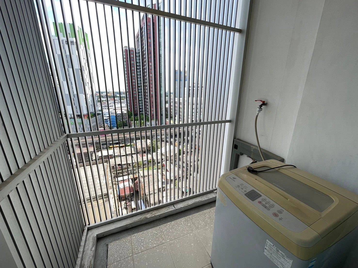 For Rent :  The Bloom Sukhumvit 71 close to BTS Phra Khanong Preview 5