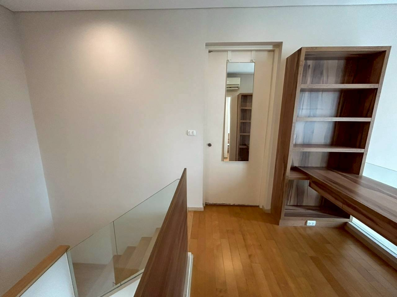 Villa Asolk Preview 3