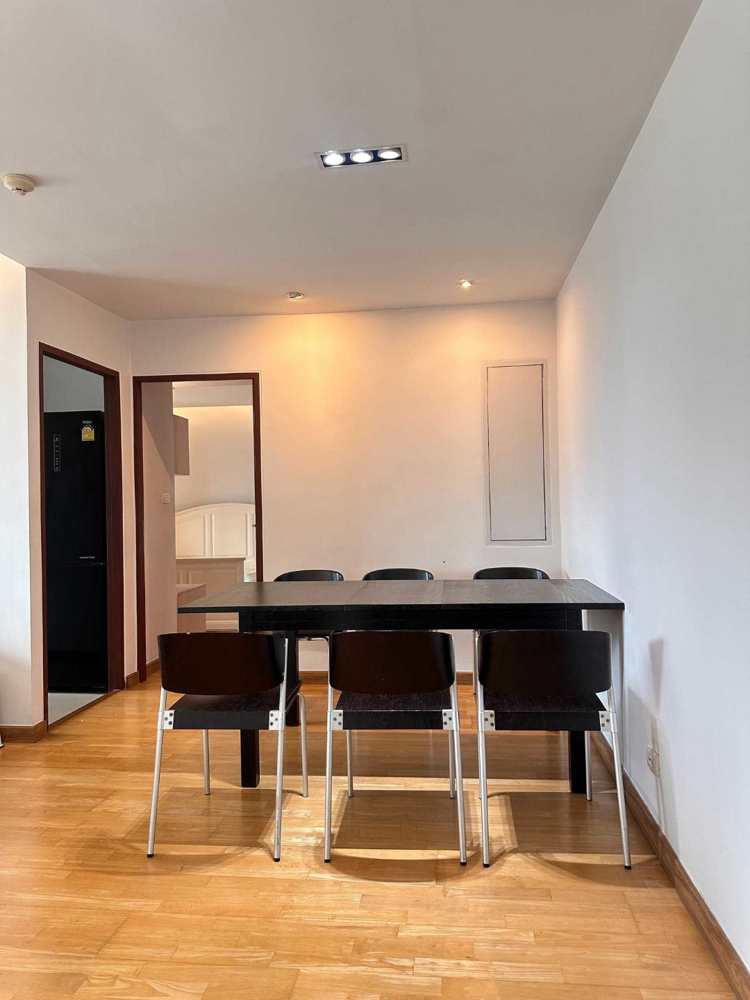Residence 52 Condo Preview 2