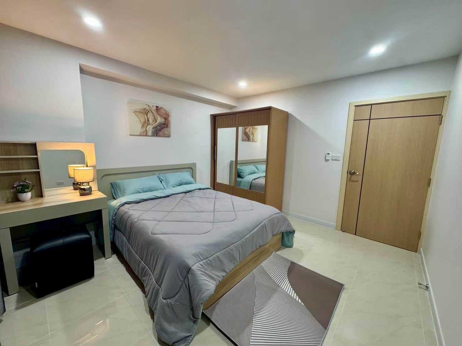 Siam Condominium Preview 3