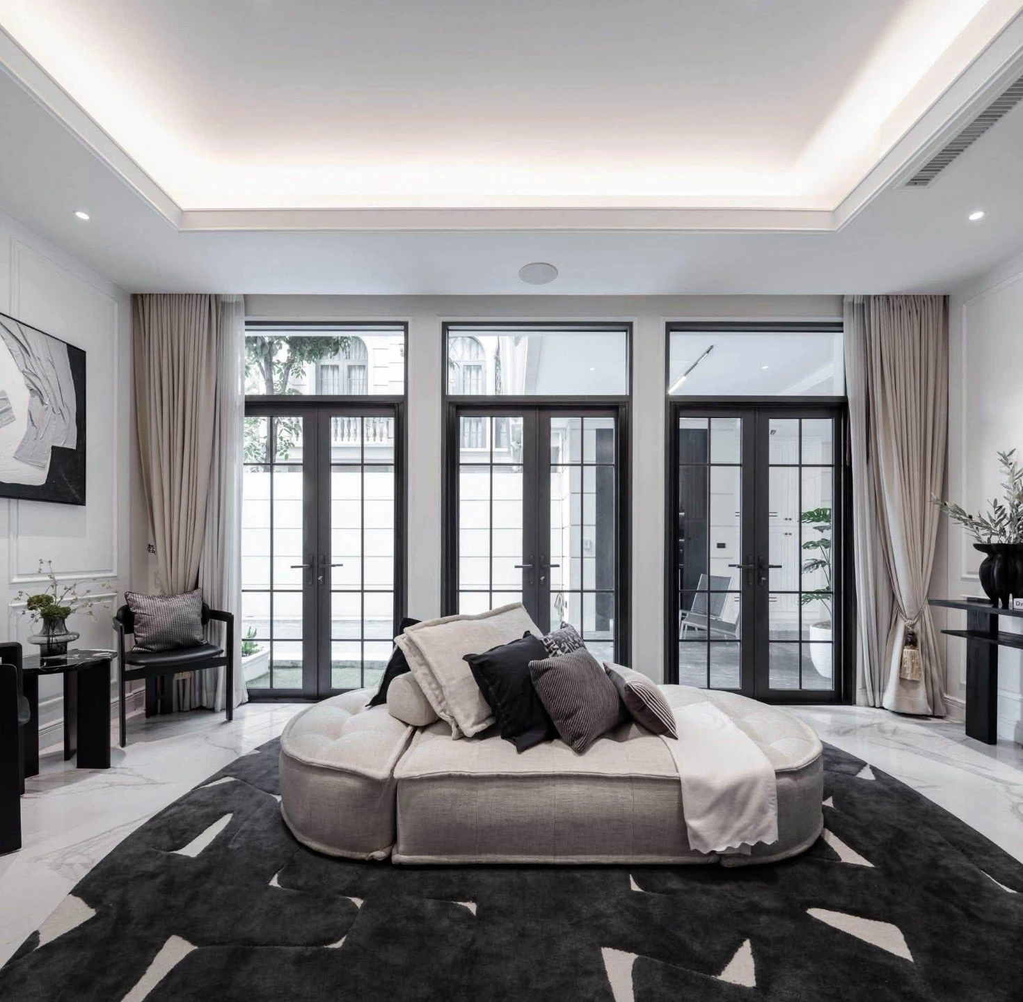 Ultra Luxury House in Ekkamai 22