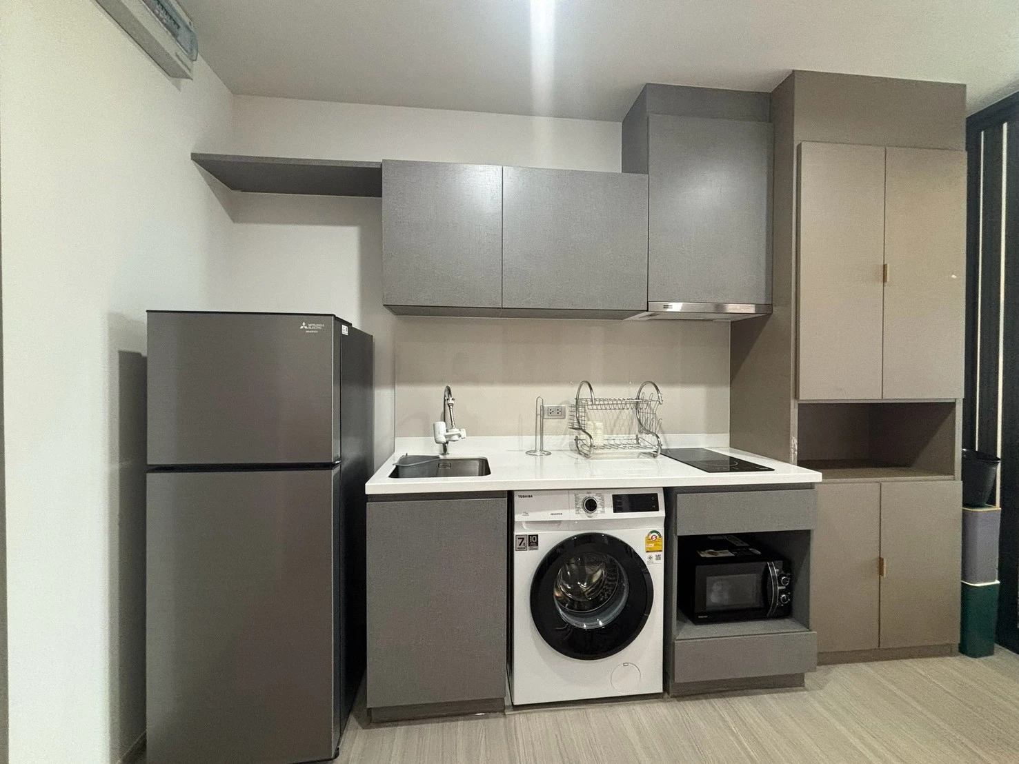 Life Asoke Hype Rama 9 For Rent Preview 3