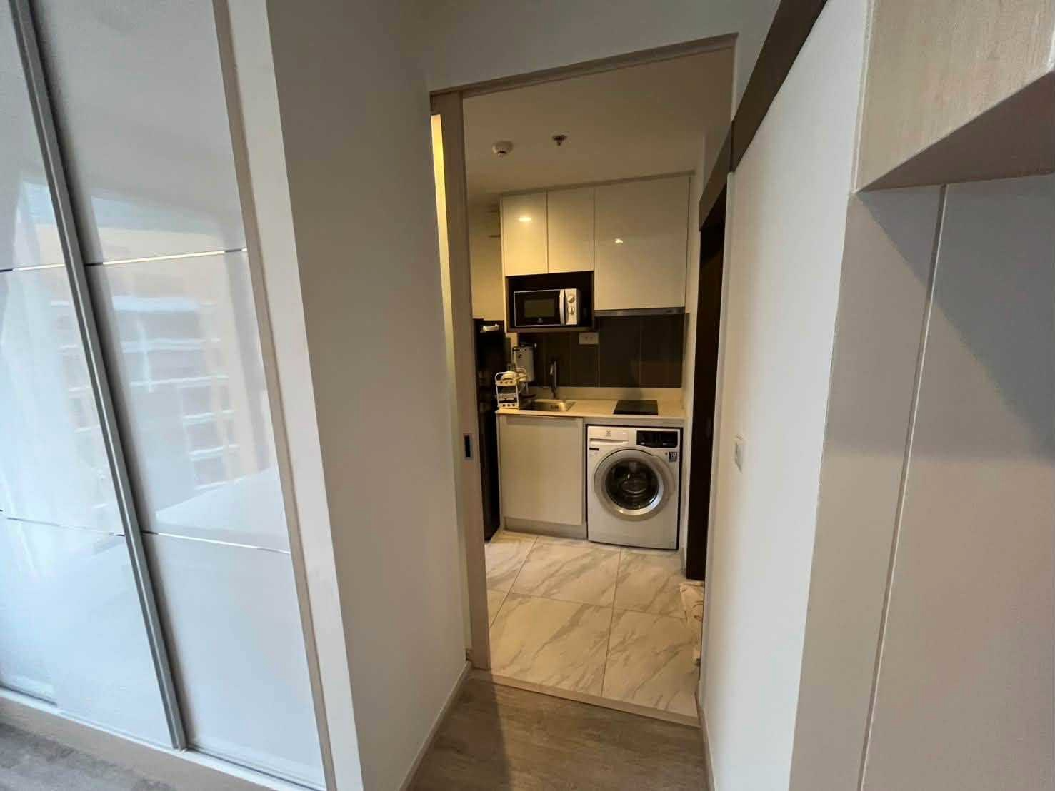 Ideo Mobi Asoke For Rent Preview 3