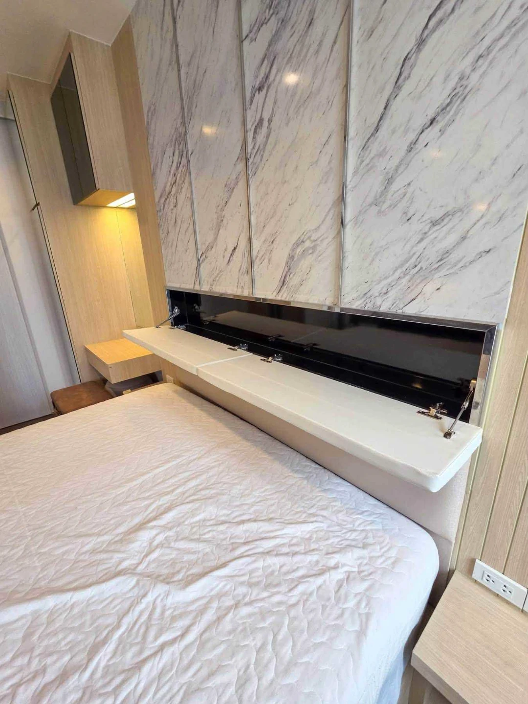 Nara9 Condominium For Rent Preview 4