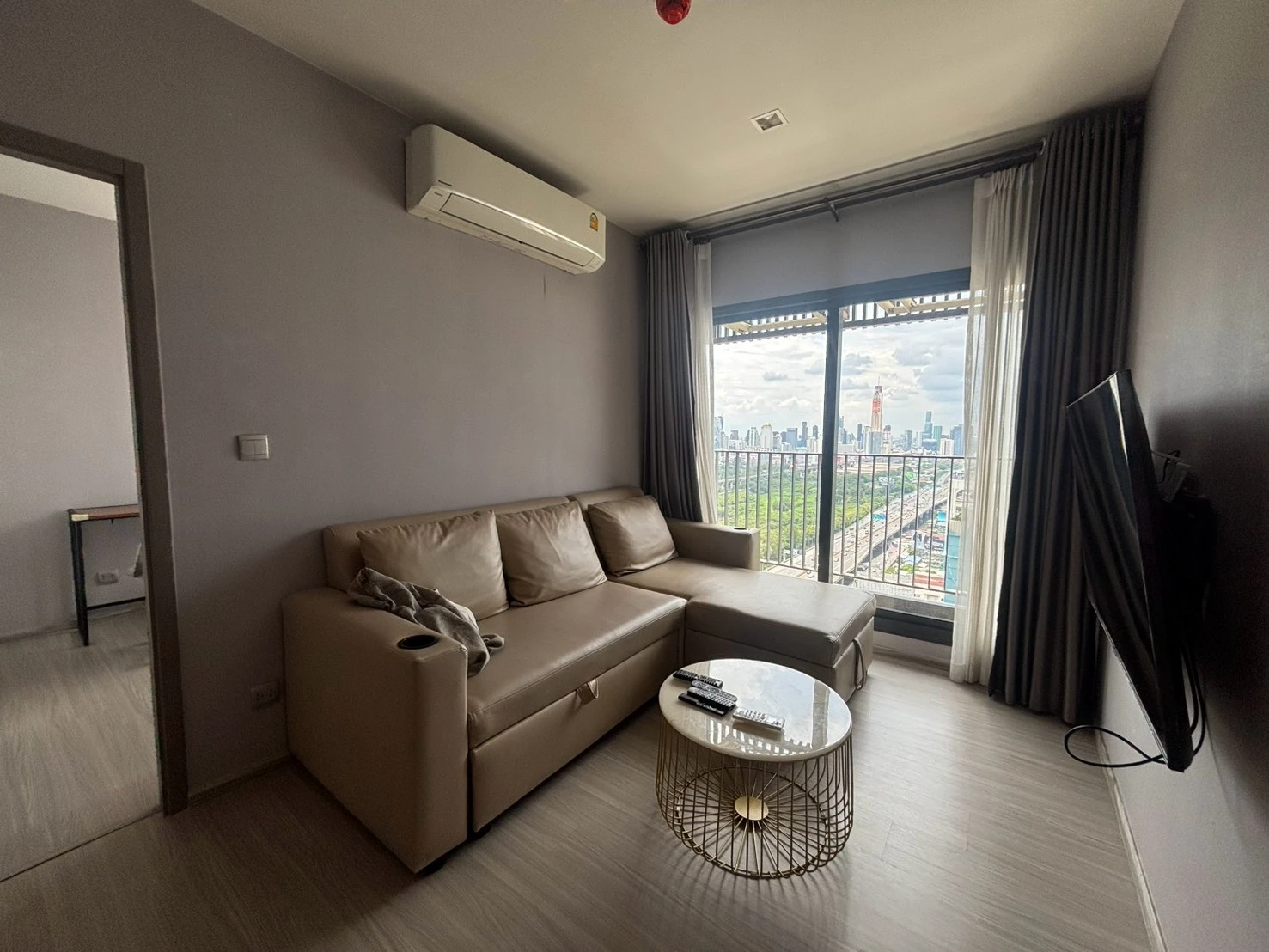 Life Asoke Hype Rama 9 For Rent Preview 5