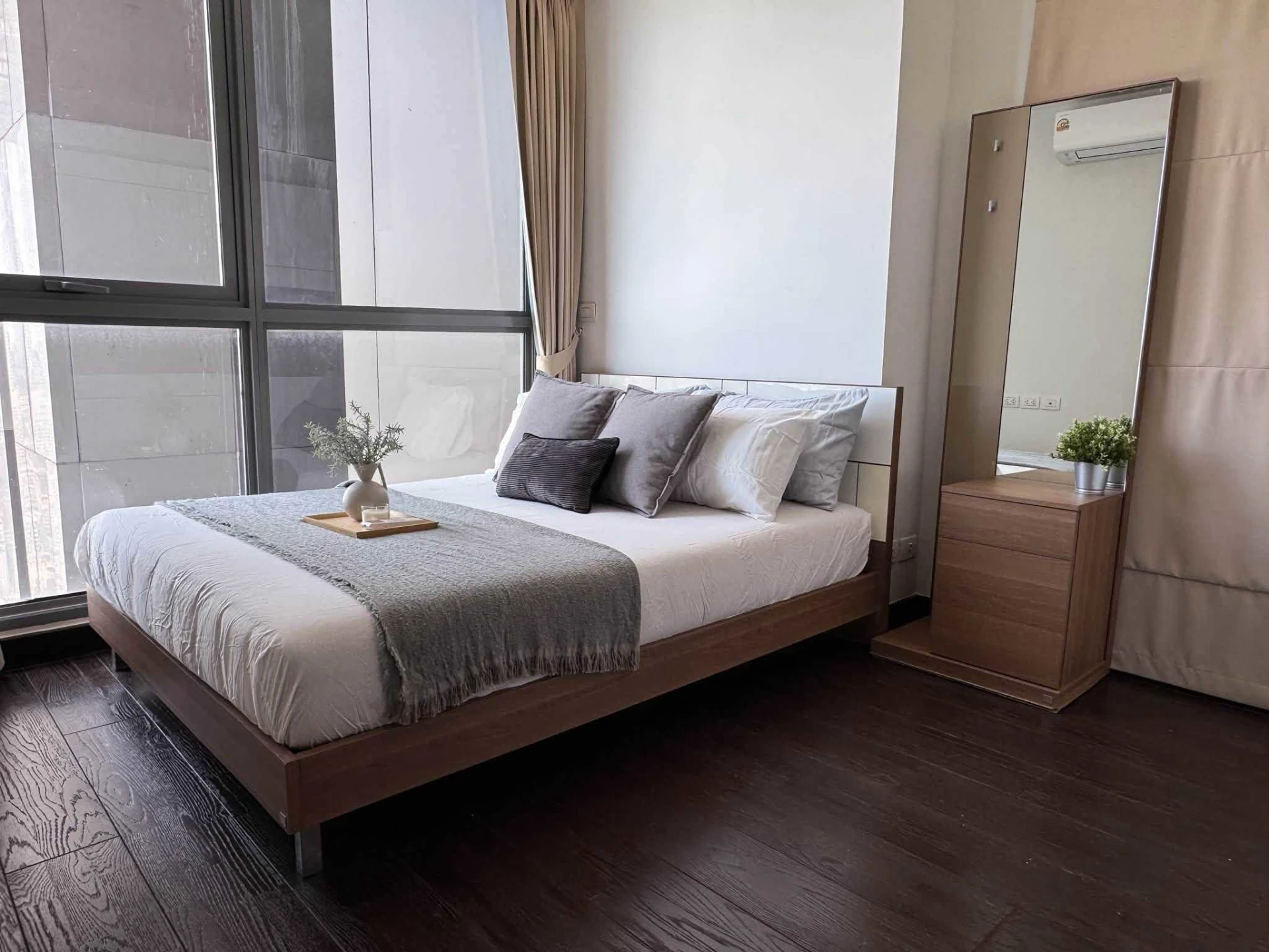 Ideo Q Phayathai For Rent 