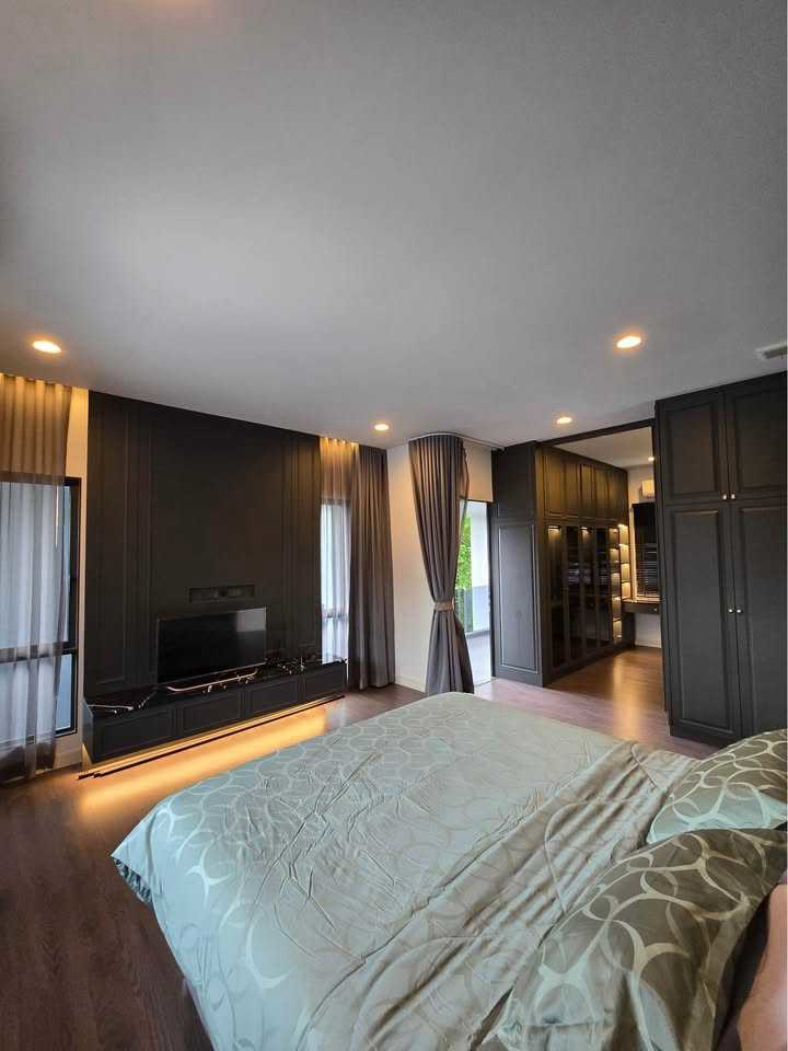 Single house !!Setthasiri Krungthep kreetha 2 For Rent