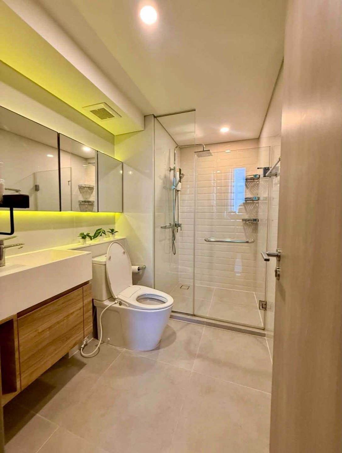 RAMADA BY WYNDHAM Siamese SUKHUMVIT 87 For Rent Preview 3