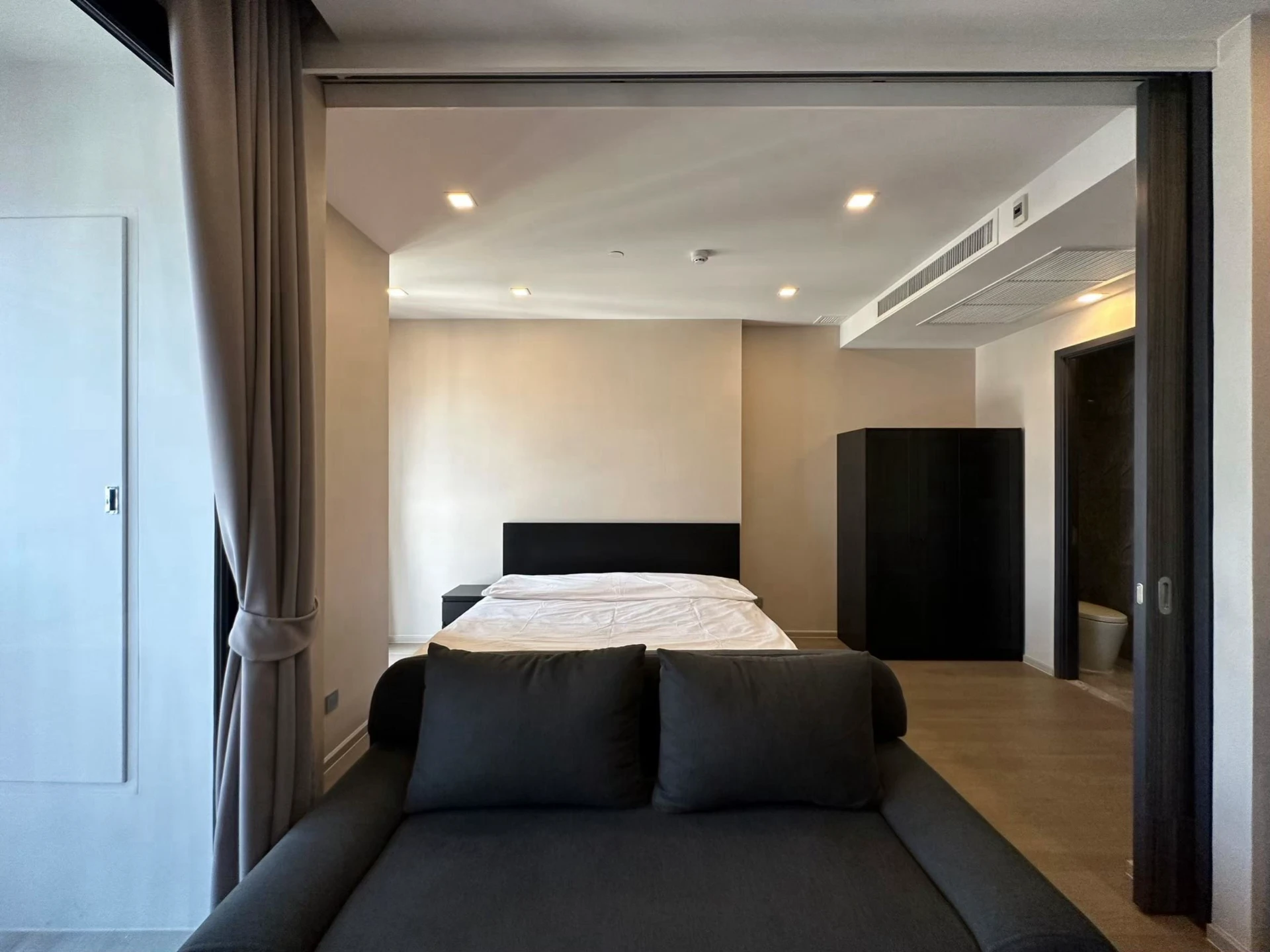 Ashton Asoke For Rent Preview 4