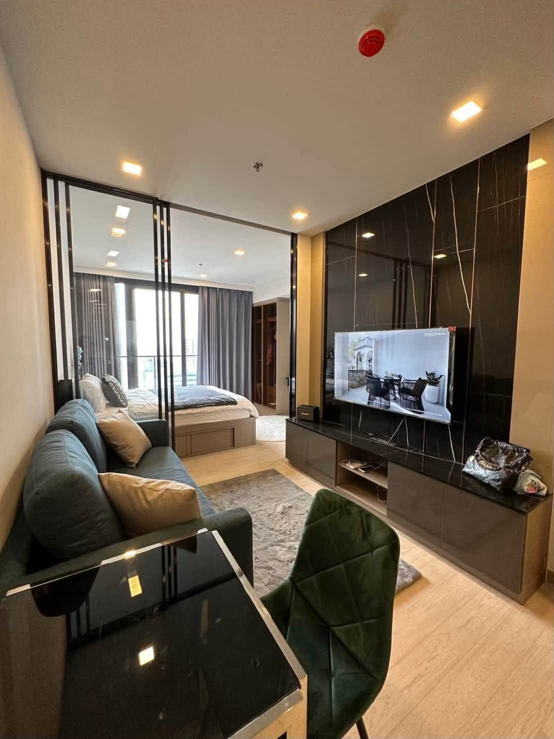 One9Five Rama 9 For Rent
