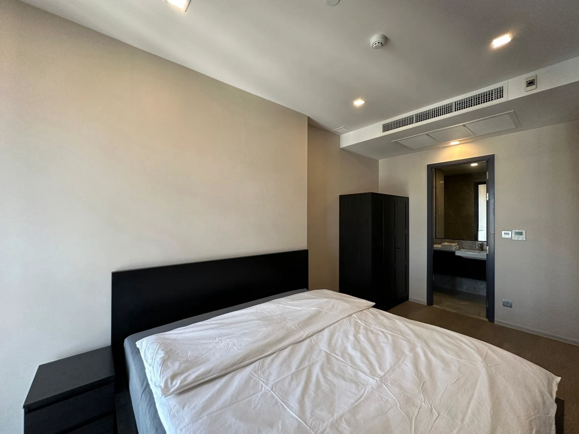 Ashton Asoke For Rent Preview 7