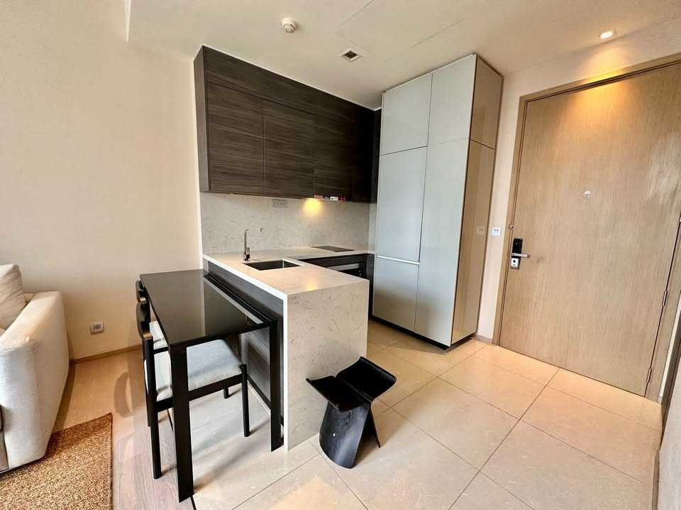 The Esse Asoke For Rent Preview 7