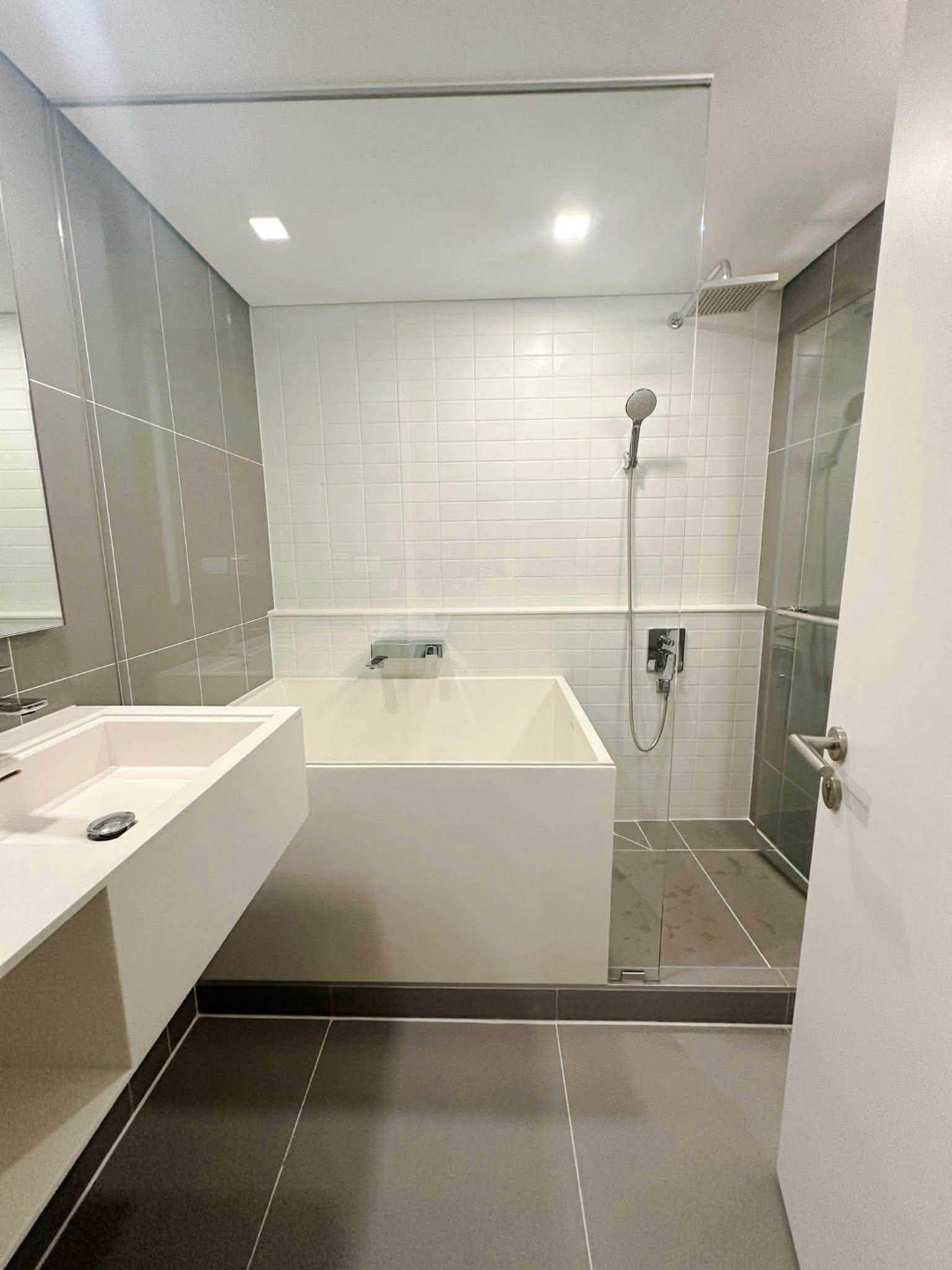 Siamese Sukhumvit 48 For Rent  Preview 2