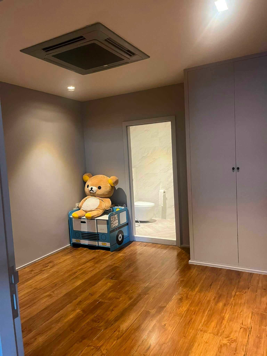 Home Office At Thonglor 23 For Rent Preview 7