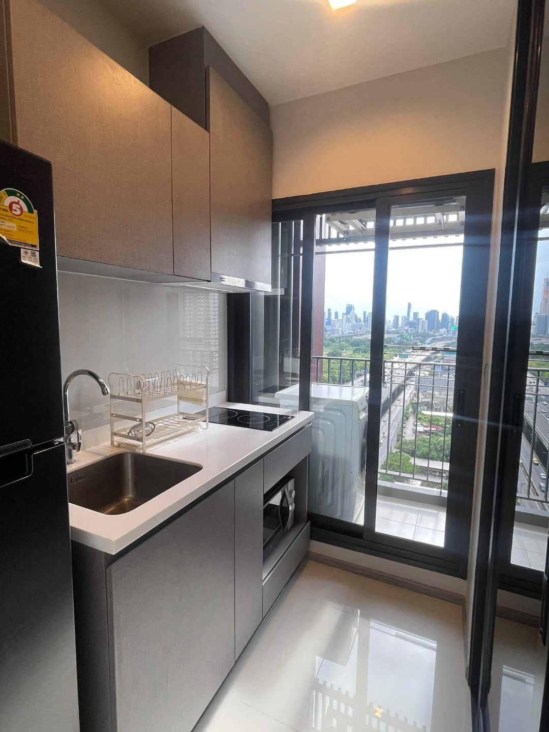 Life Asoke Hype For Rent Preview 7