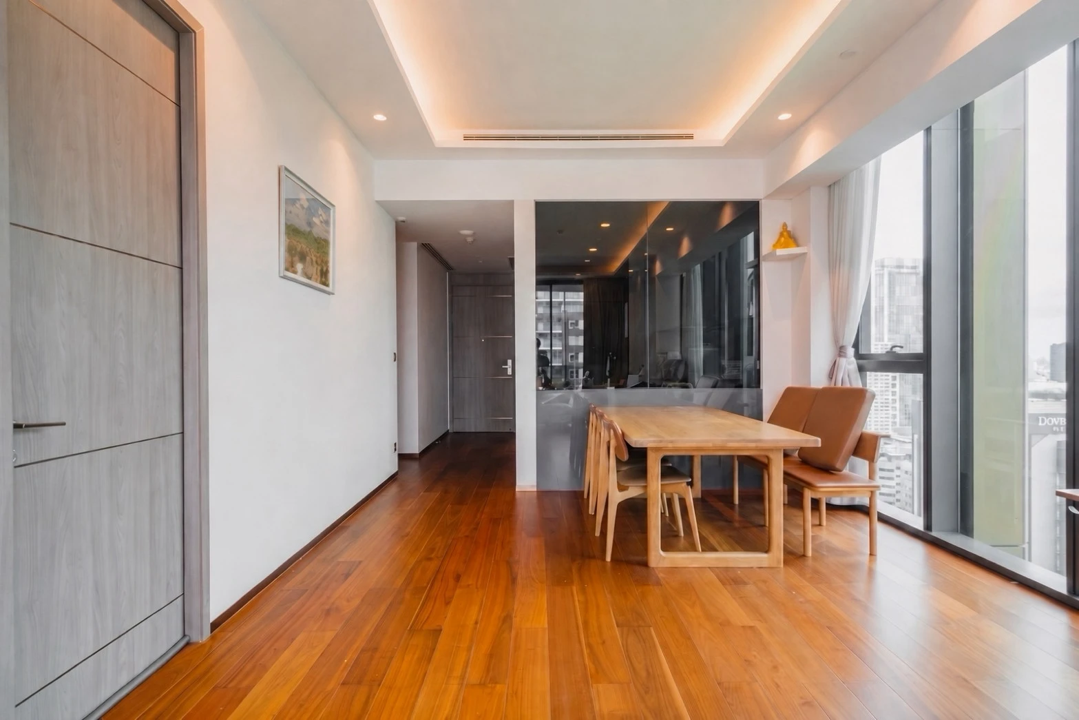 The Estella Phrompong For Rent  Preview 2