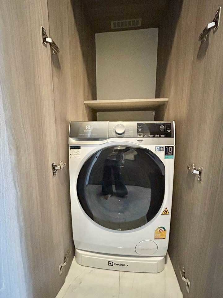 Celes Asoke For Rent Preview 2