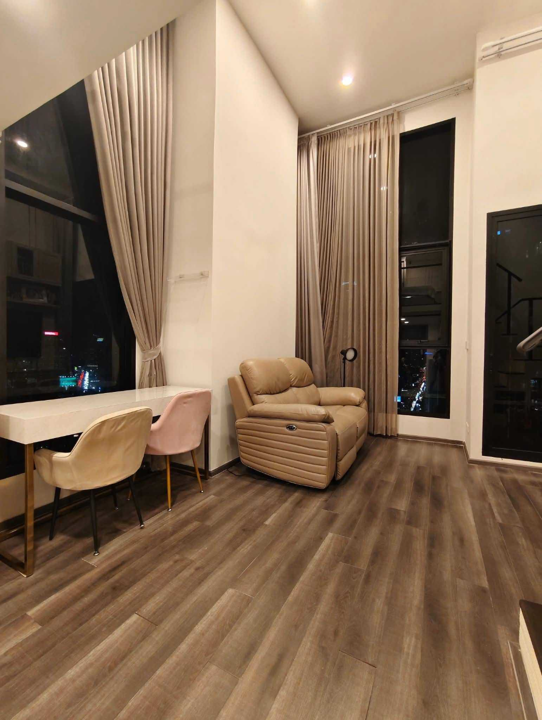 Knightbridge Space Rama 9 For Rent