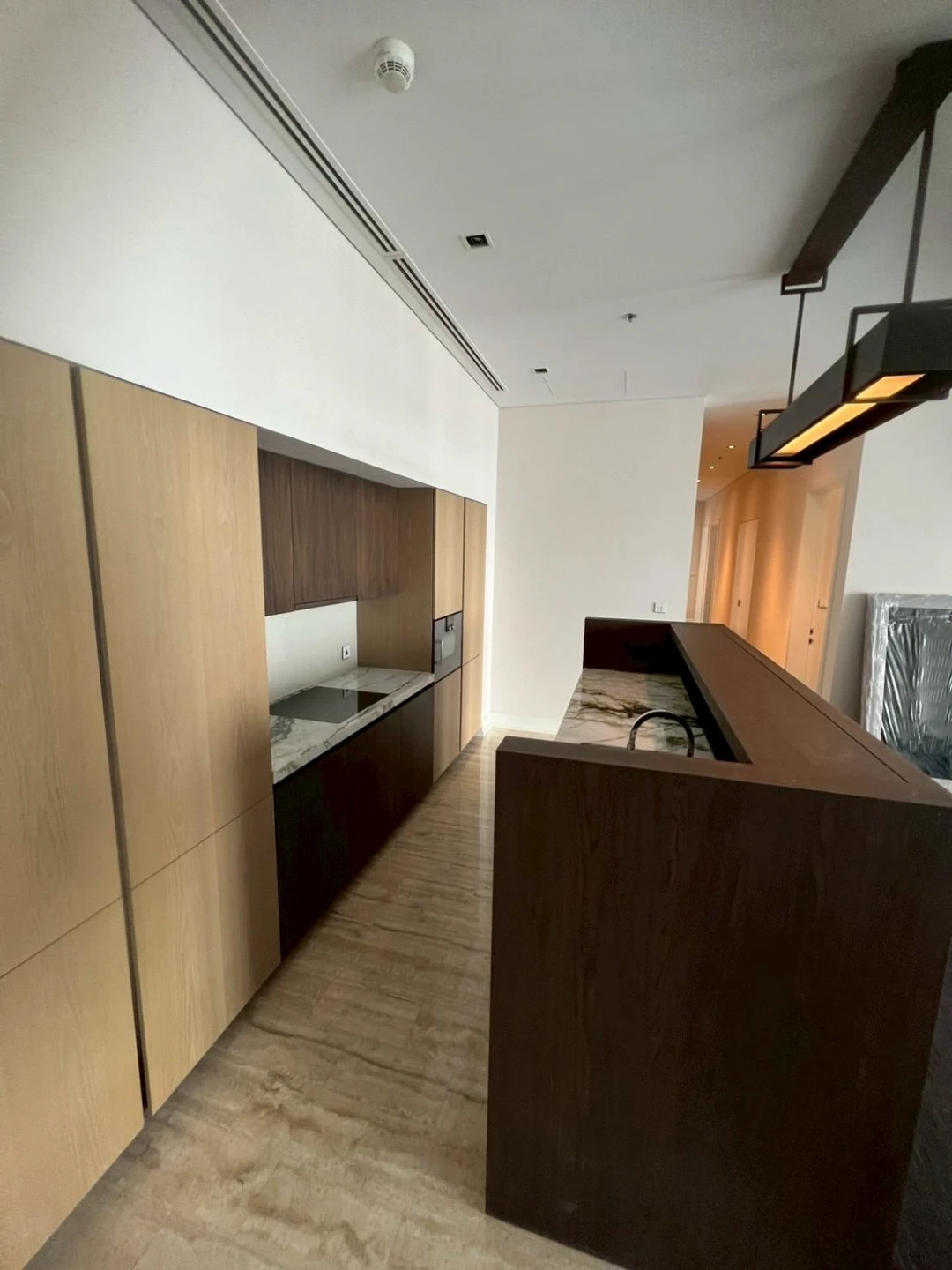 The Ritz Carton Bangkok For Rent Preview 6
