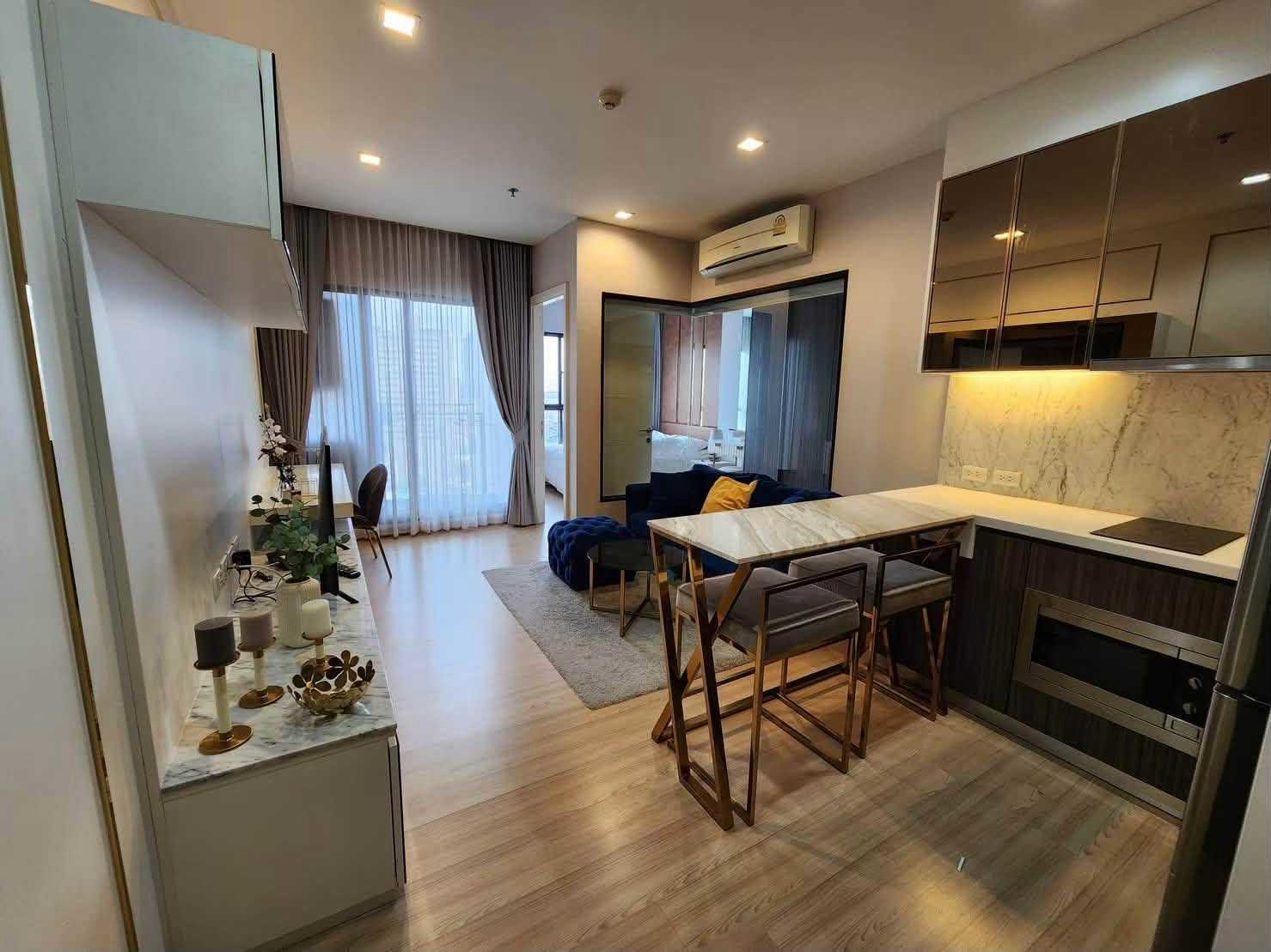 Urbano Absolute Sathorn Taksin For Rent Preview 2