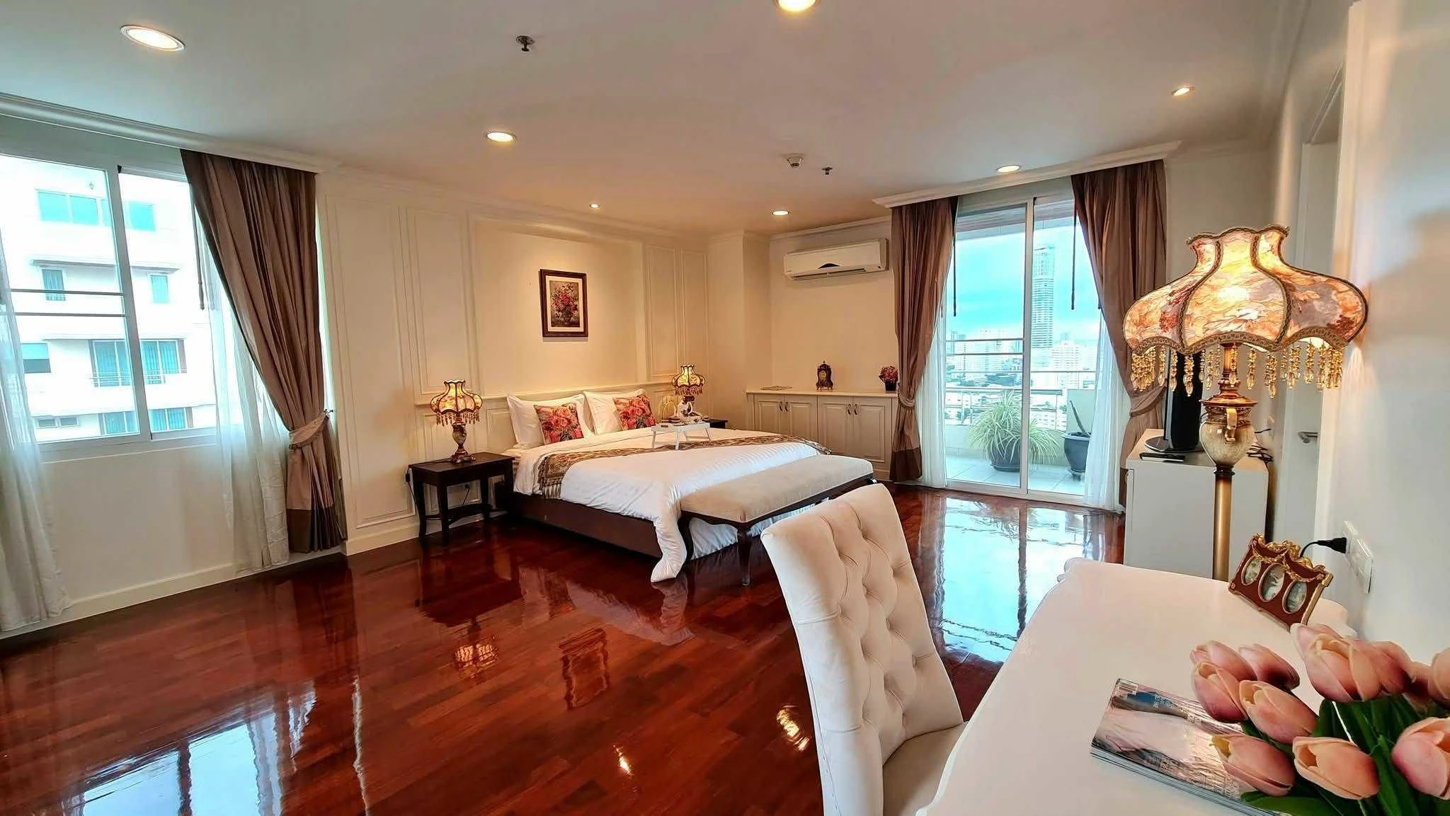 Piyathip Place Serviced Apartment For Rent Preview 2