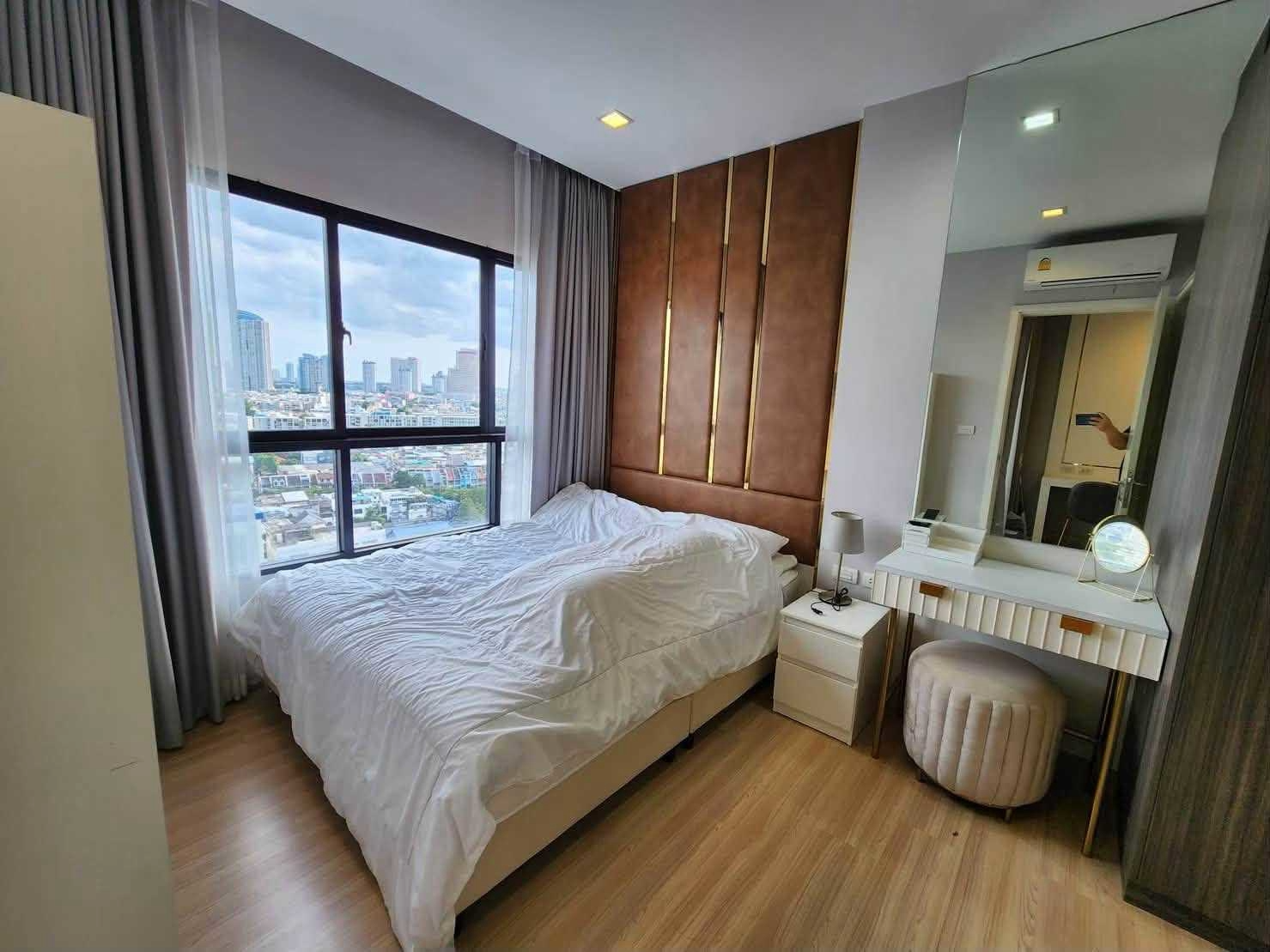 Urbano Absolute Sathorn Taksin For Rent Preview 4
