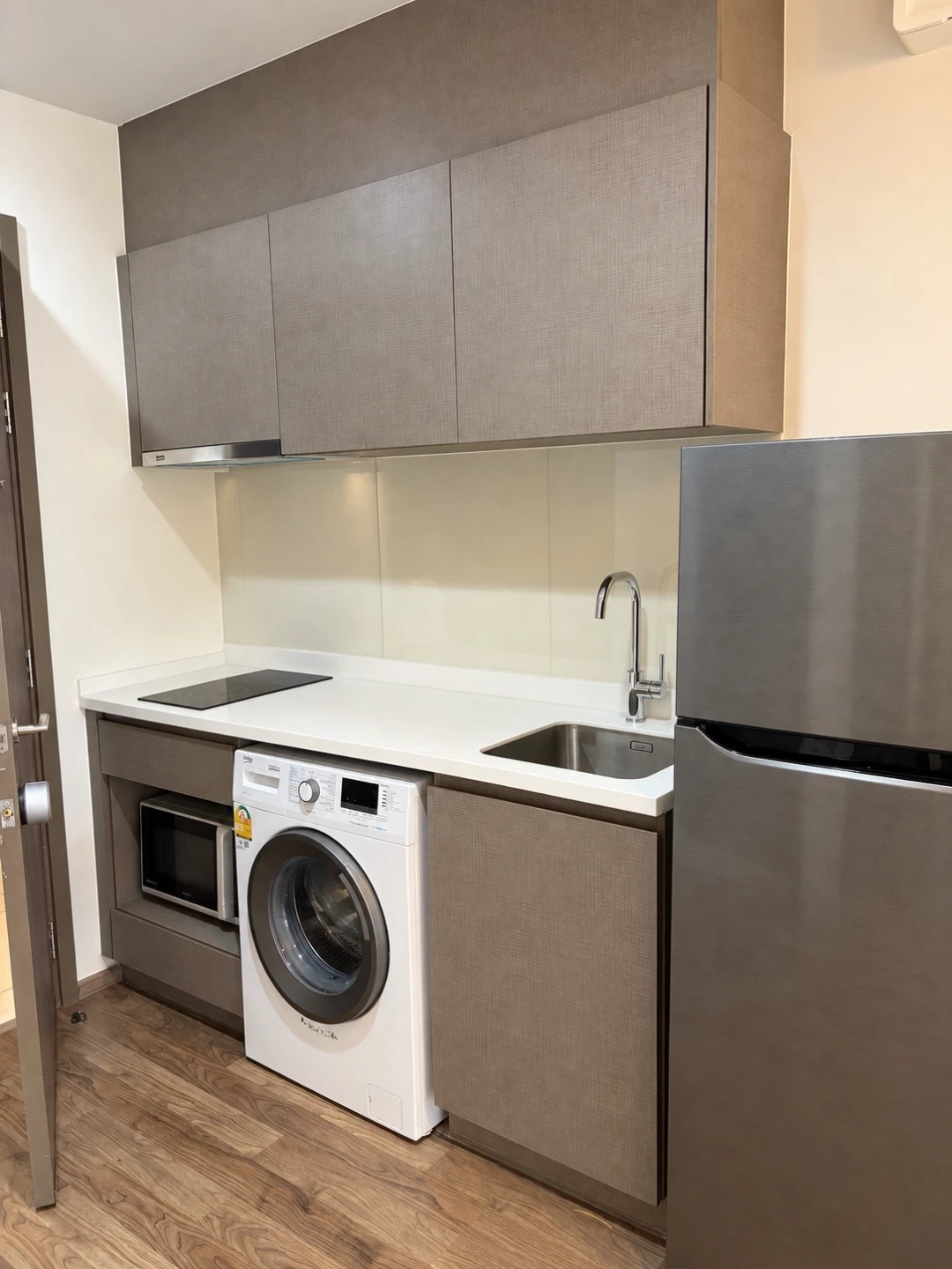 Life Ladprao Valley For Rent Preview 2