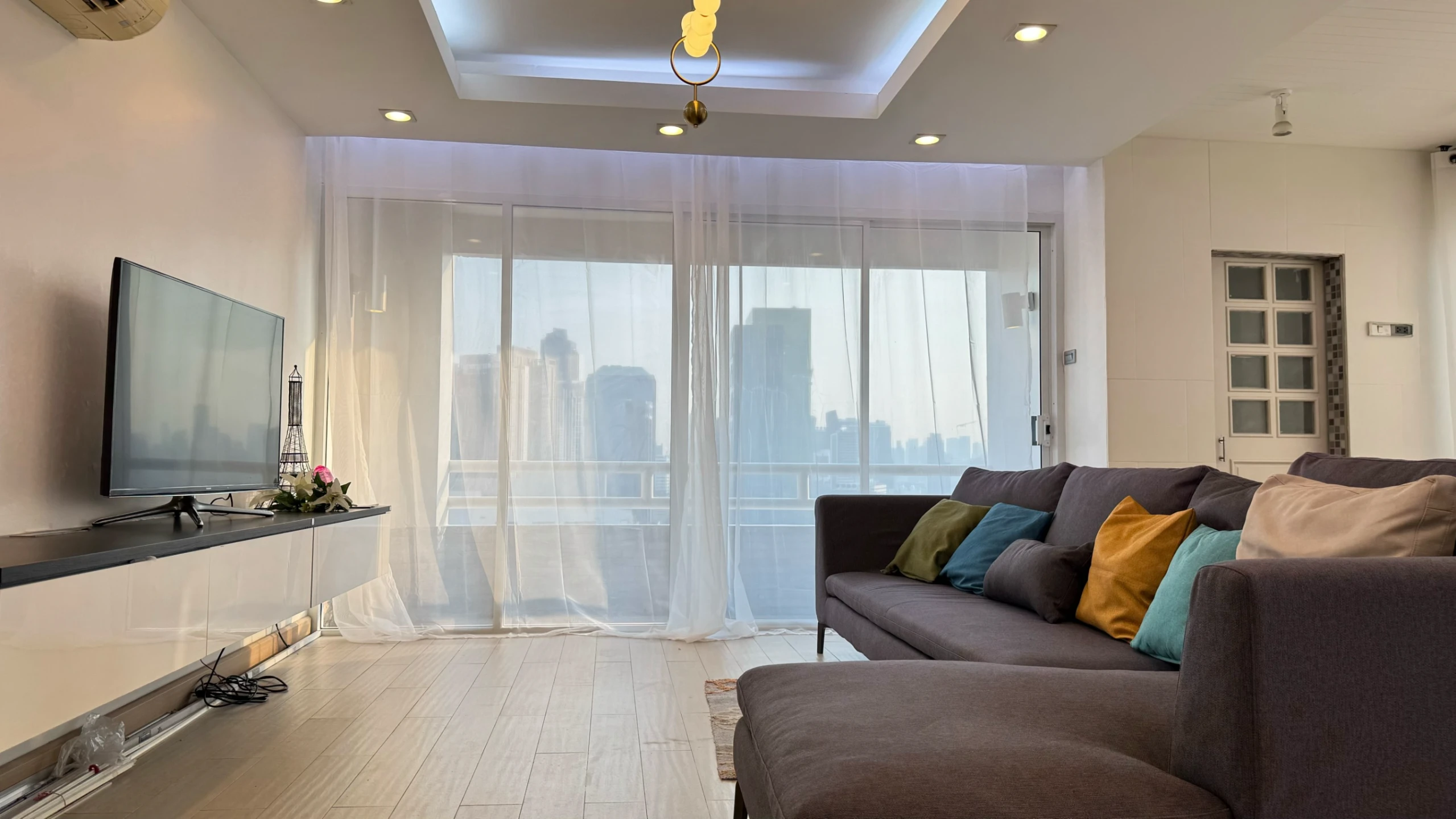 Srivara Mansion For Rent