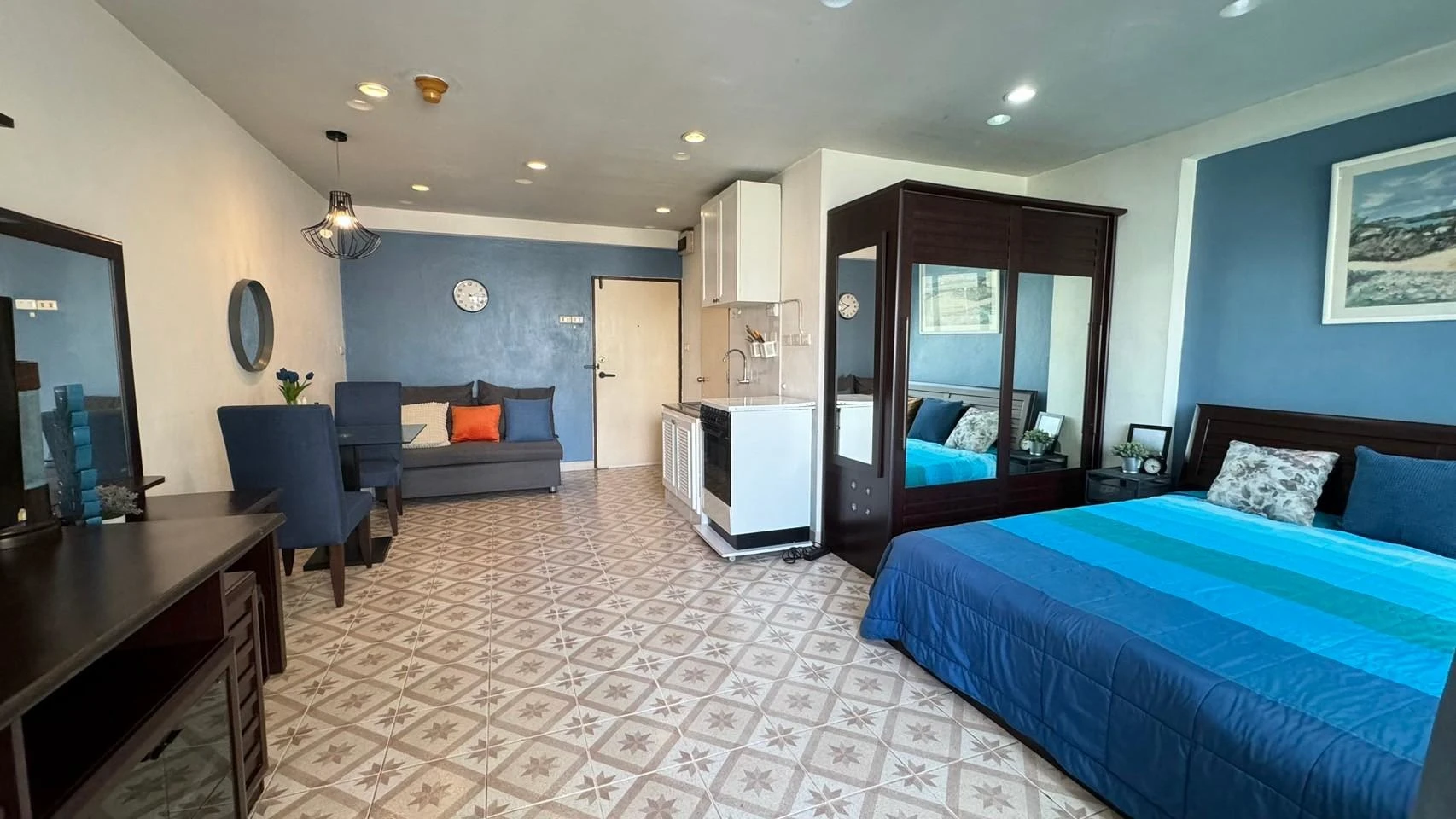Saranjai Mansion For Rent