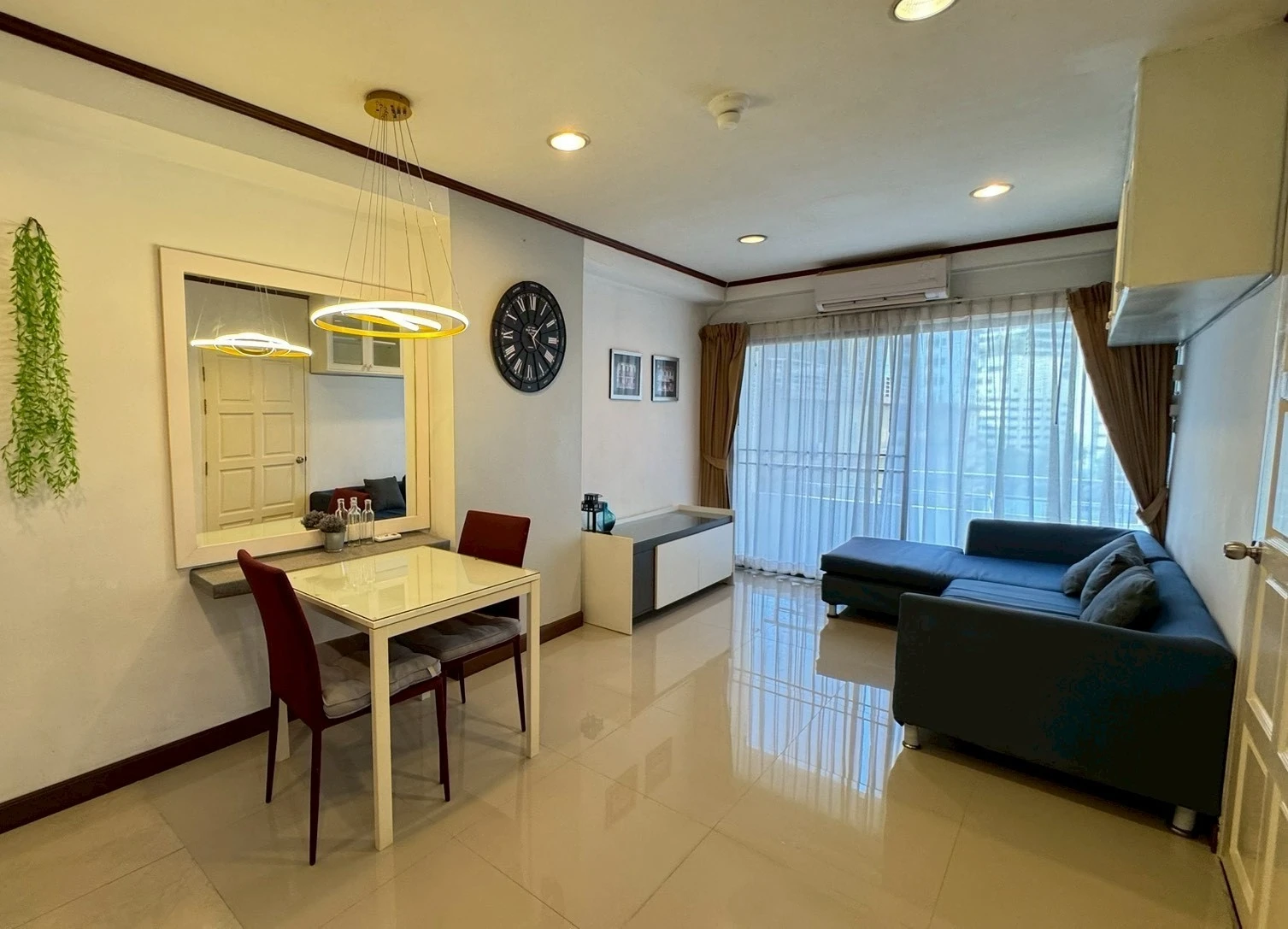 Saranjai Mansion For Rent