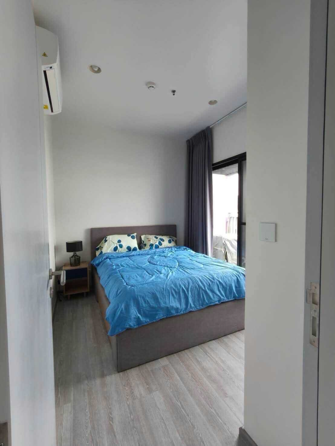 XT Ekkamai For Rent Preview 3