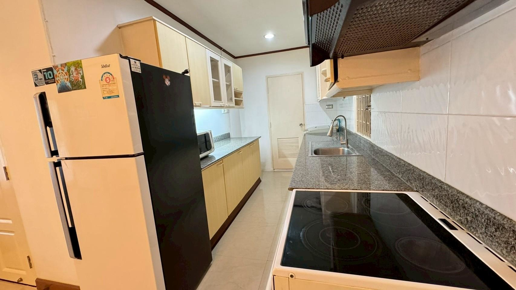 Saranjai Mansion For Rent  Preview 2