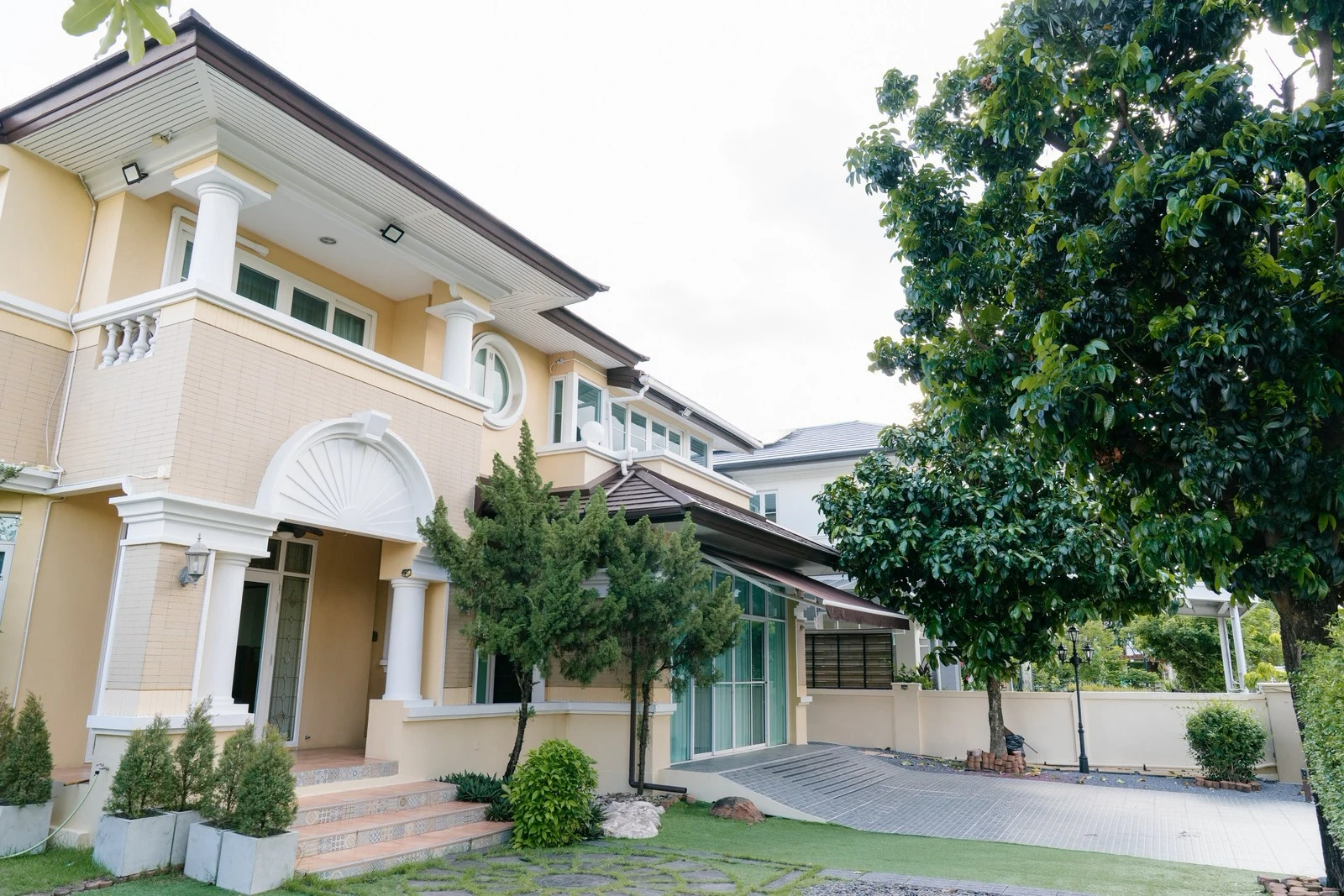 Nantawan Suanluang Rama 9 For Rent Preview 4